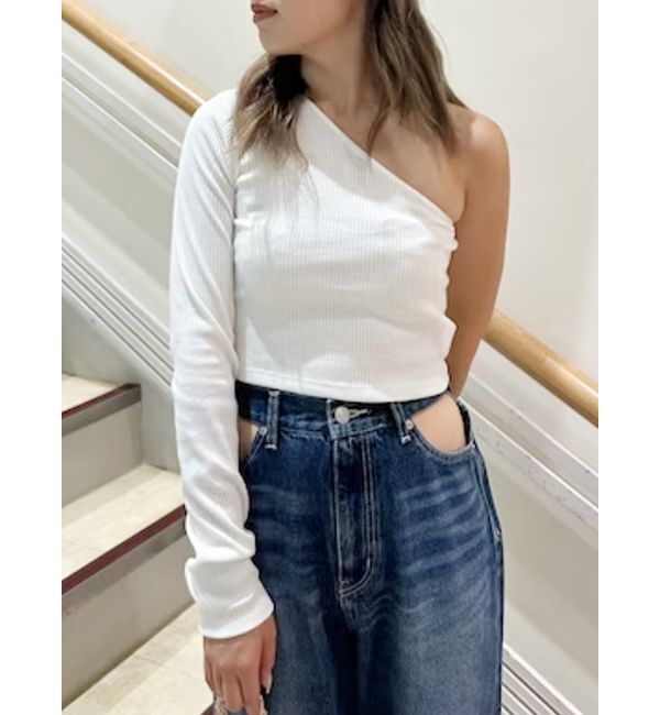 EVRIS「ワンショルダークロップドトップス」|Tシャツ・カットソー|