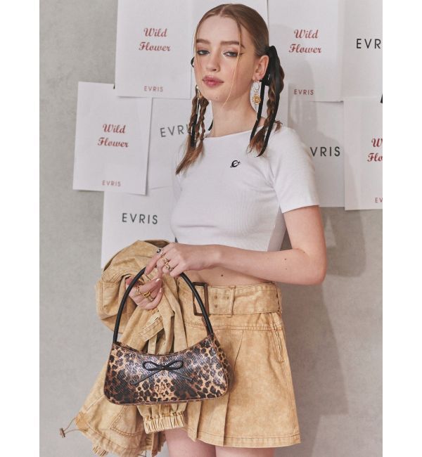 EVRIS「ワンポイントバックストラップTシャツ」|Tシャツ・カットソー|