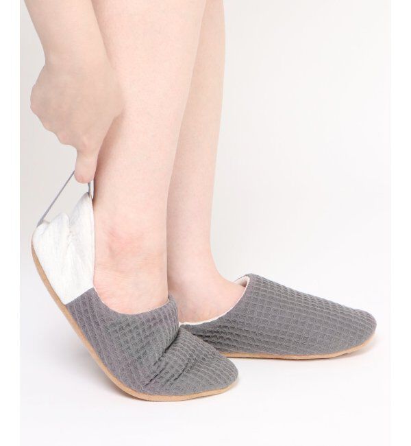 TOKYO DESIGN CHANNEL「YORI ワッフルかかとリボンバブーシュ L」|ルームシューズ|