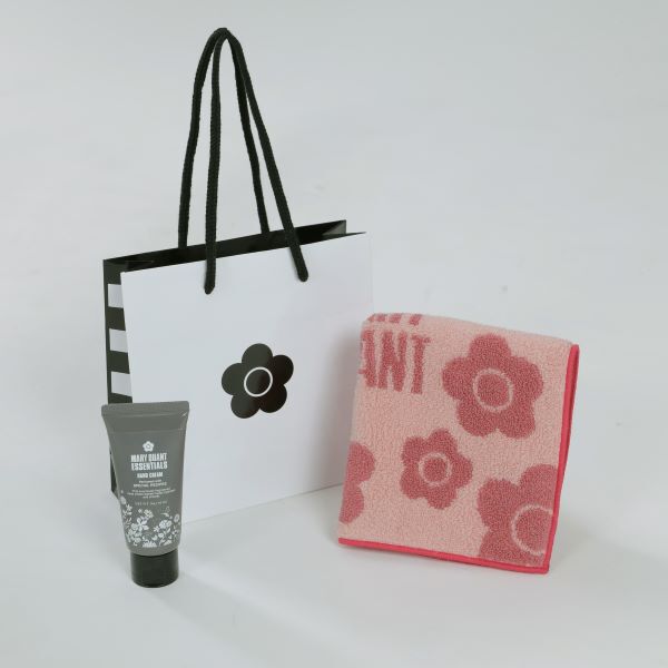 MARY QUANT「『WEB限定』エッセンシャルズ ハンドクリーム スペシャルセット」|ハンドケア|