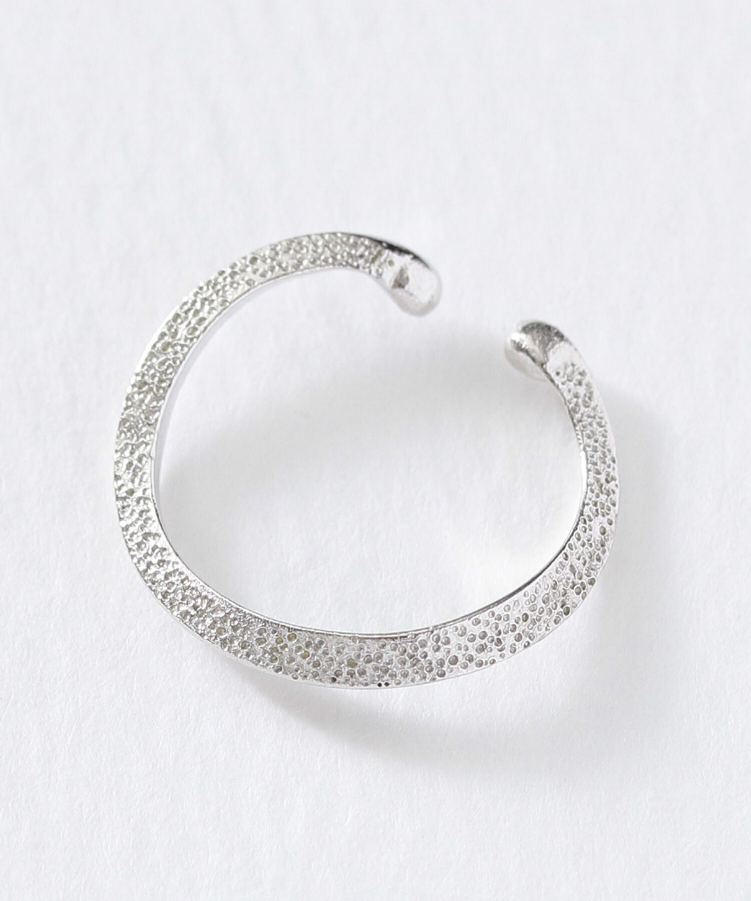  「ウェーブ&times;スターダスト イヤーカフ」|イヤーカフ|SIL