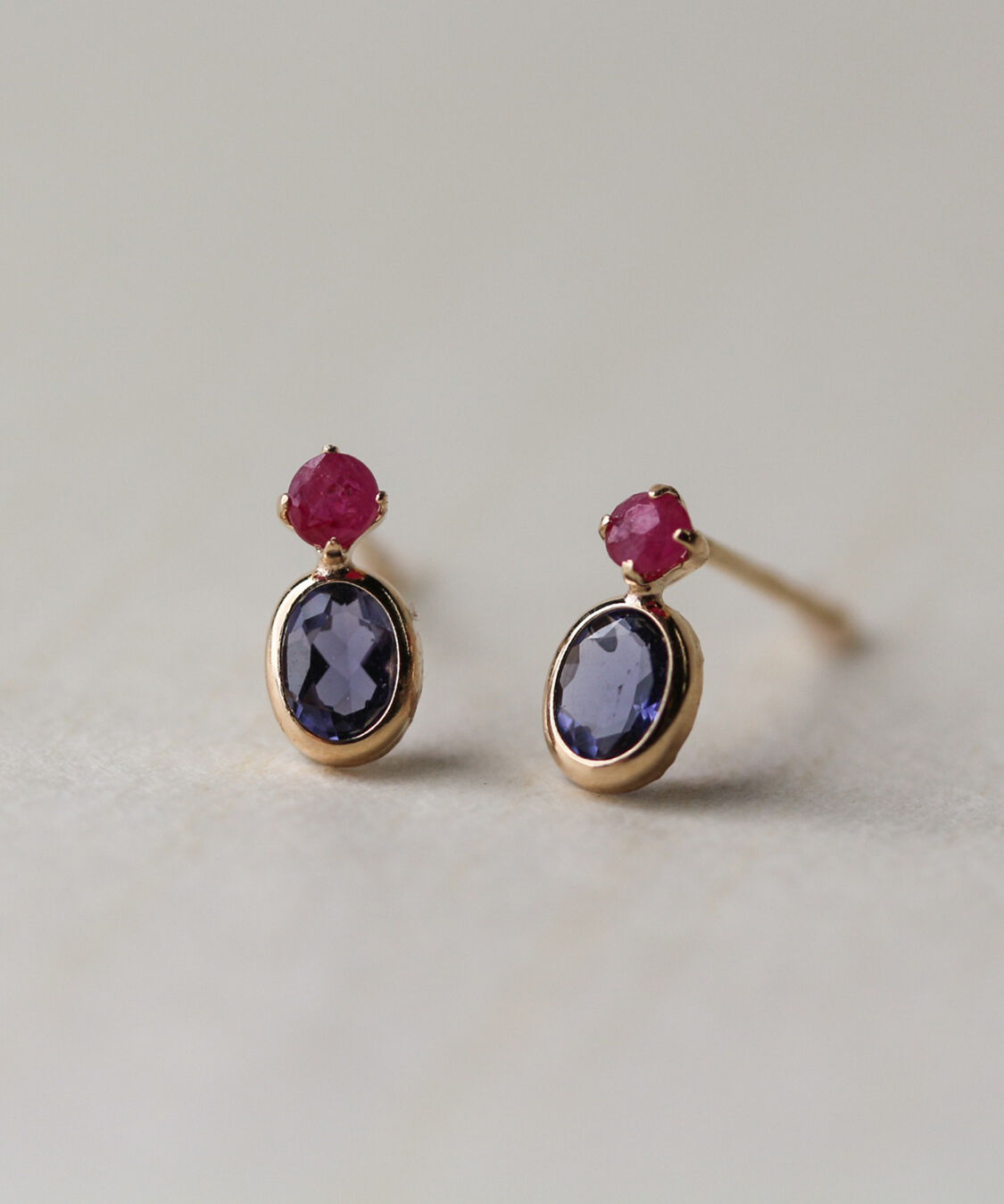  「ルビー / アイオライト ピアス | K10YG  〈Web限定〉」|ピアス|