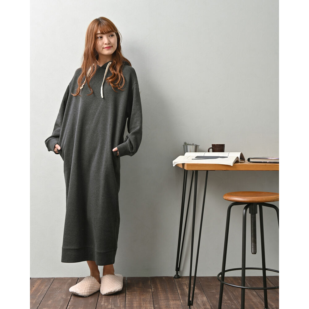 BACKYARD FAMILY「スウェットワンピース ロング 通販 ワンピース 長袖 カジュアル 裏起毛 あったか」|ルームウェア|グレー1