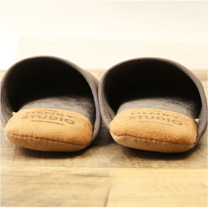 BACKYARD FAMILY「スリッパ オシャレ 通販 ヘンリースタジオ かかとアクセントスリッパ 前詰まりスリッパ」|ルームシューズ|