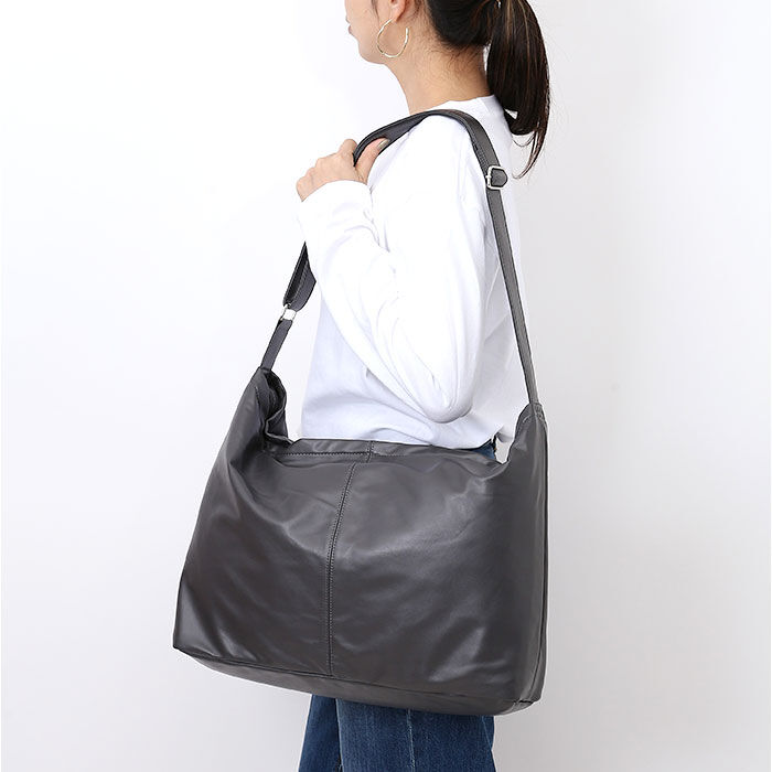 BACKYARD FAMILY「device ショルダー バッグ 通販 ショルダーバッグ ショルダーバック 斜めがけバッグ」|ショルダー・メッセンジャー|