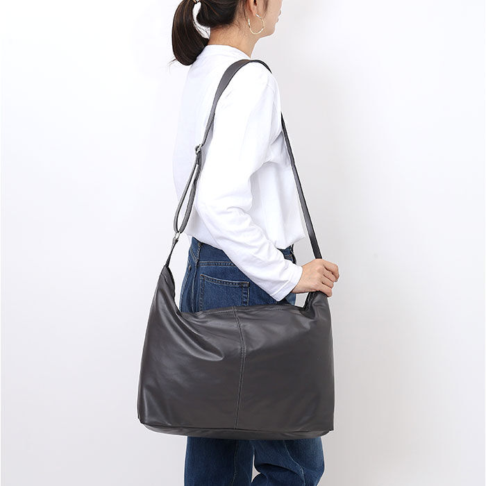 BACKYARD FAMILY「device ショルダー バッグ 通販 ショルダーバッグ ショルダーバック 斜めがけバッグ」|ショルダー・メッセンジャー|