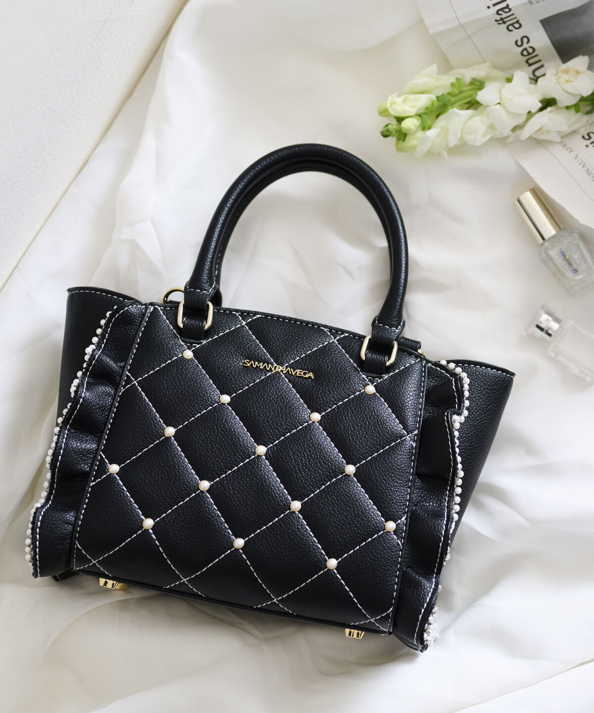 Samantha Vega「キルティングパールフラッター（ミニ）」|ハンドバッグ|ブラック