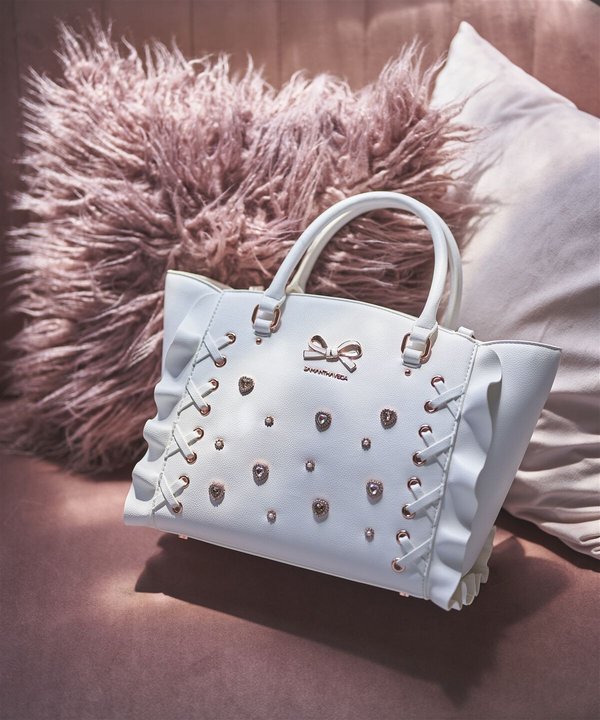 Samantha Vega「レースアップハートビジューフラッタ―(小)」|ハンドバッグ|