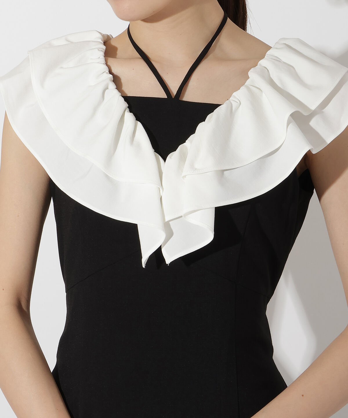 アンドクチュール「配色フリル襟ティアードワンピース」|ワンピース|