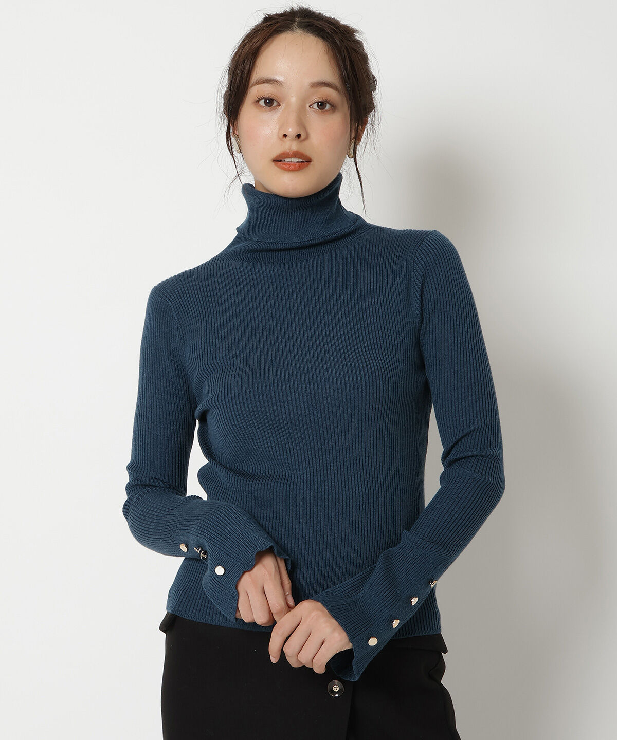 REDYAZEL「袖フレアタートルニット」|ニット・セーター|