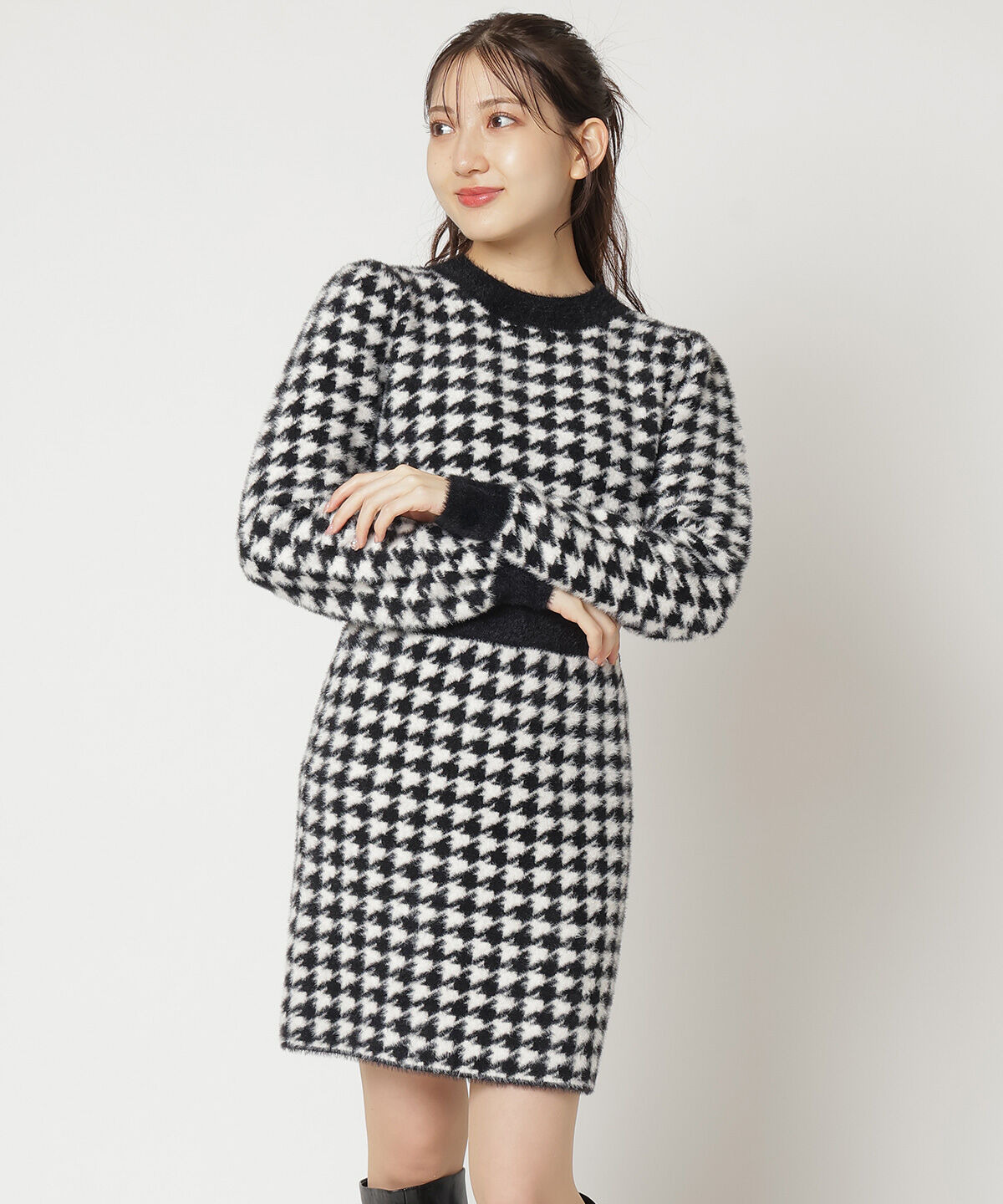 REDYAZEL「千鳥シャギースカート」|タイト|ブラック