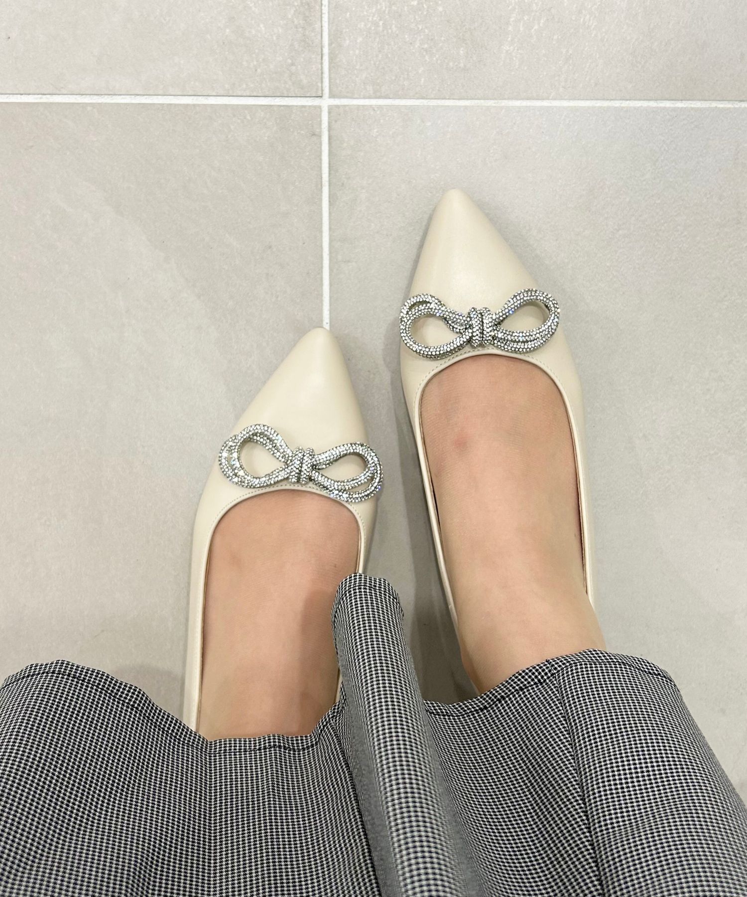 ORiental TRaffic「【トレンド】ビジューリボンフラットパンプス/41310 人気 トレンド パンプス 売れてる 上品」|パンプス|