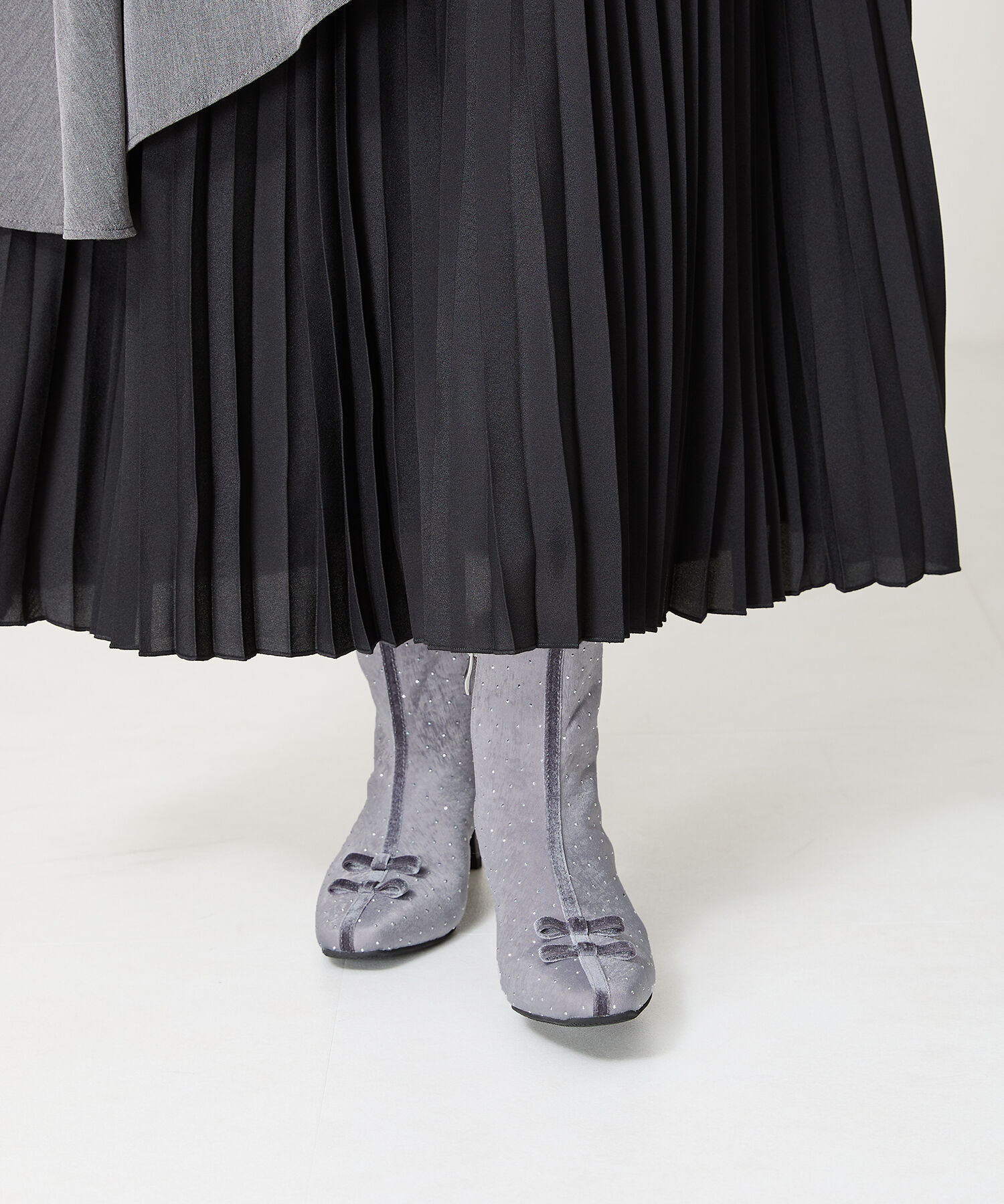 ORiental TRaffic「●2024秋冬新作●リボンモチーフラインストーンヒールブーツ/41436」|ショートブーツ|