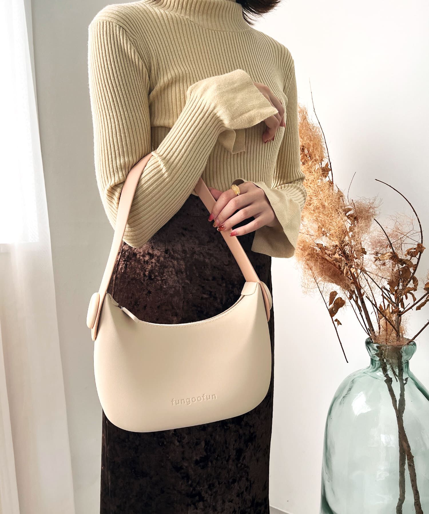 fungoofun「【WEB限定】EVA2way半月型ショルダーバッグ/G-0012 人気 トレンド　売れてる」|ショルダー・メッセンジャー|