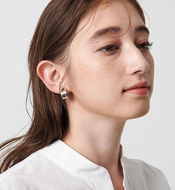 UNITED ARROWS「Jシェイプ イヤリング」|イヤリング|SILVER