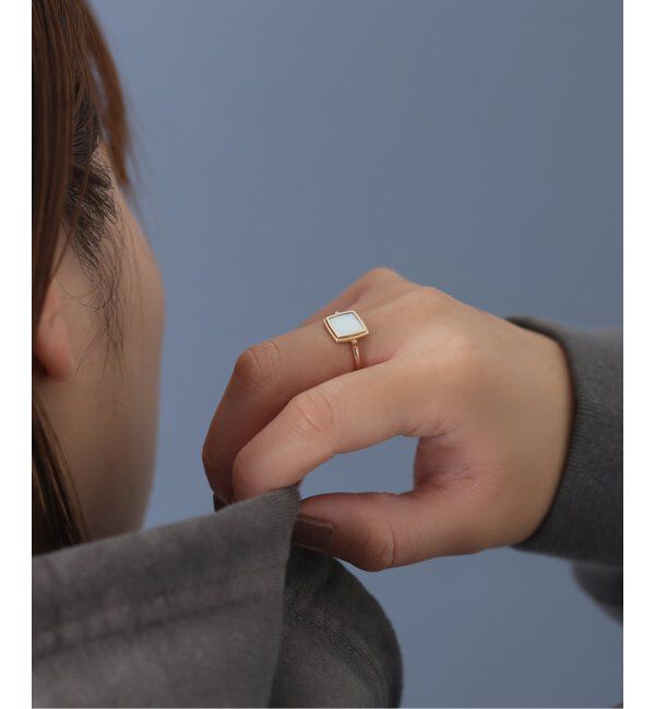 Lilas by Spick&Span「スクエアシェルリング K10」|リング|