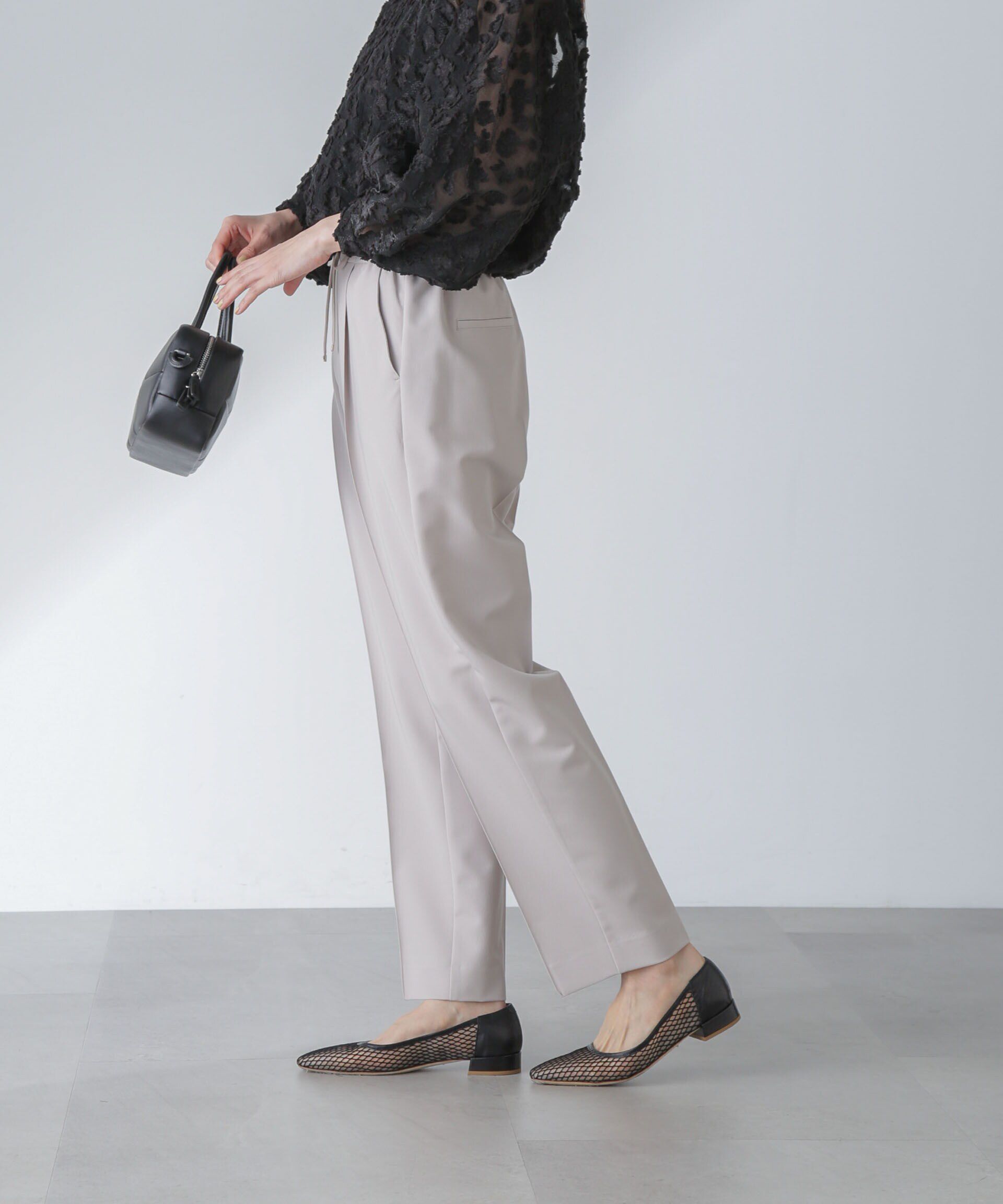 nano･universe「ピンタックイージーテーパードパンツ」|チノ|