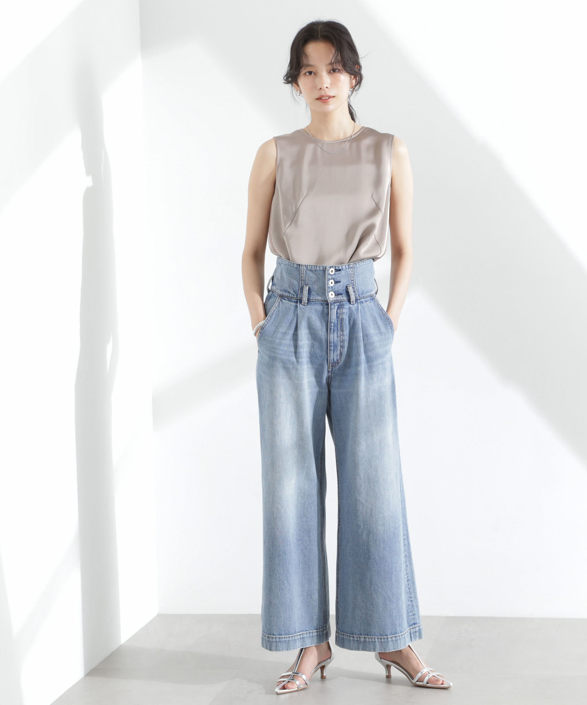 nano･universe「ダブルサテンノースリーブトップス」|シャツ・ブラウス|