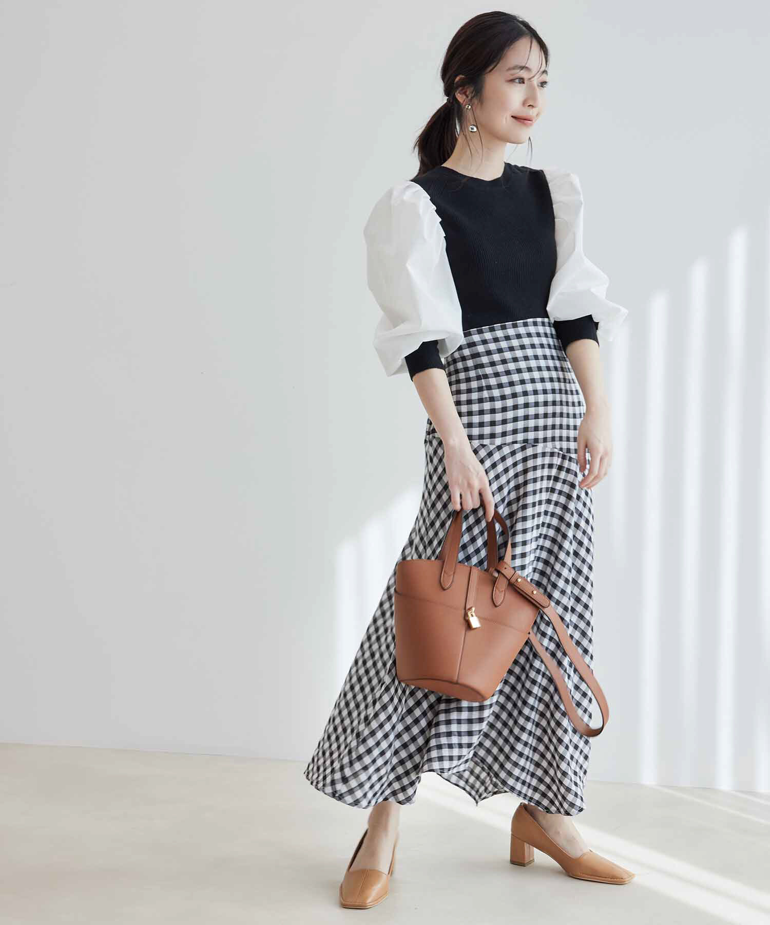 vis-a-vis「【WEB限定】異素材ボリューム袖ドッキングニットプルオーバー」|ニット・セーター|