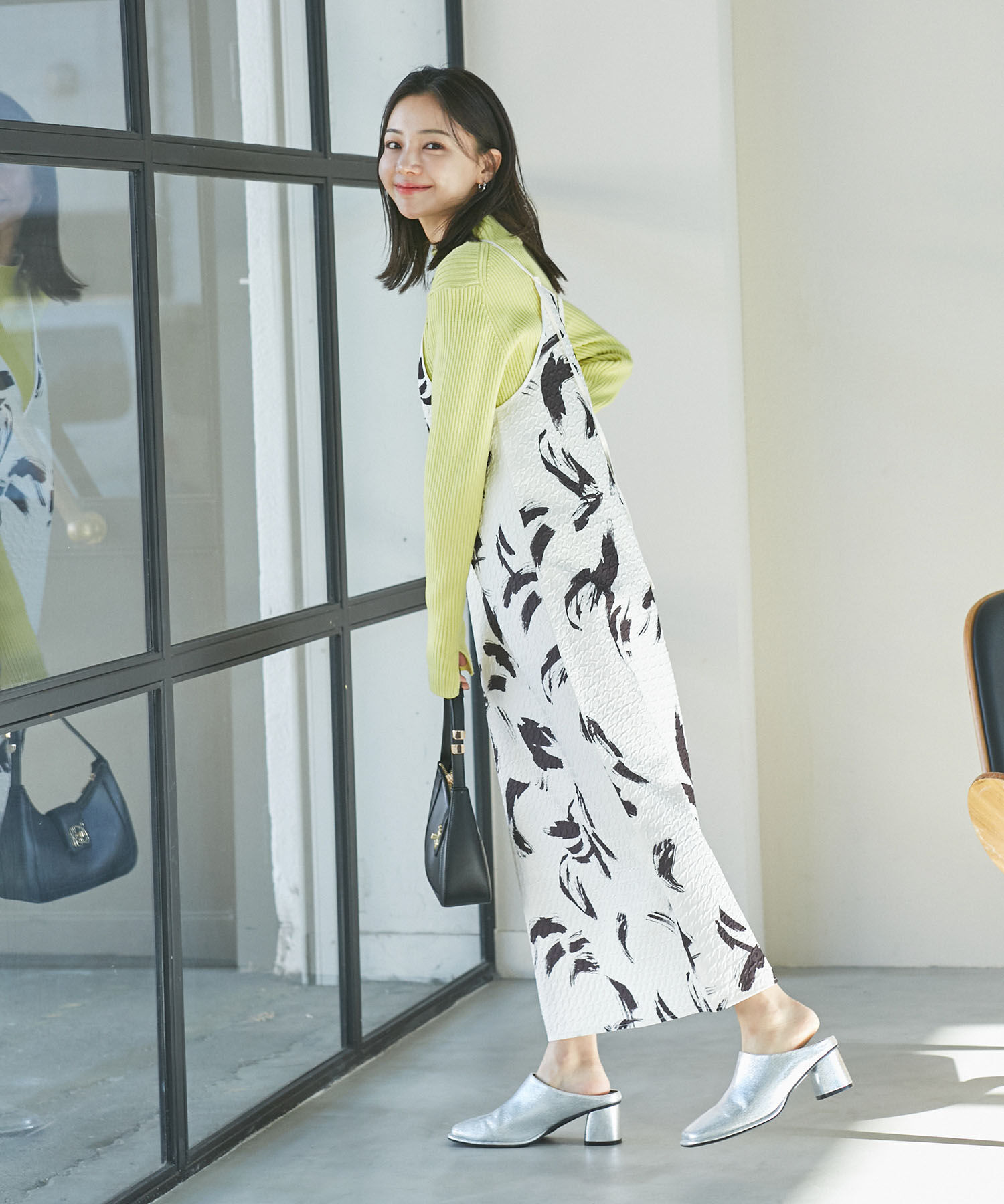 VIS「【洗える】アート柄キャミワンピース」|ワンピース|