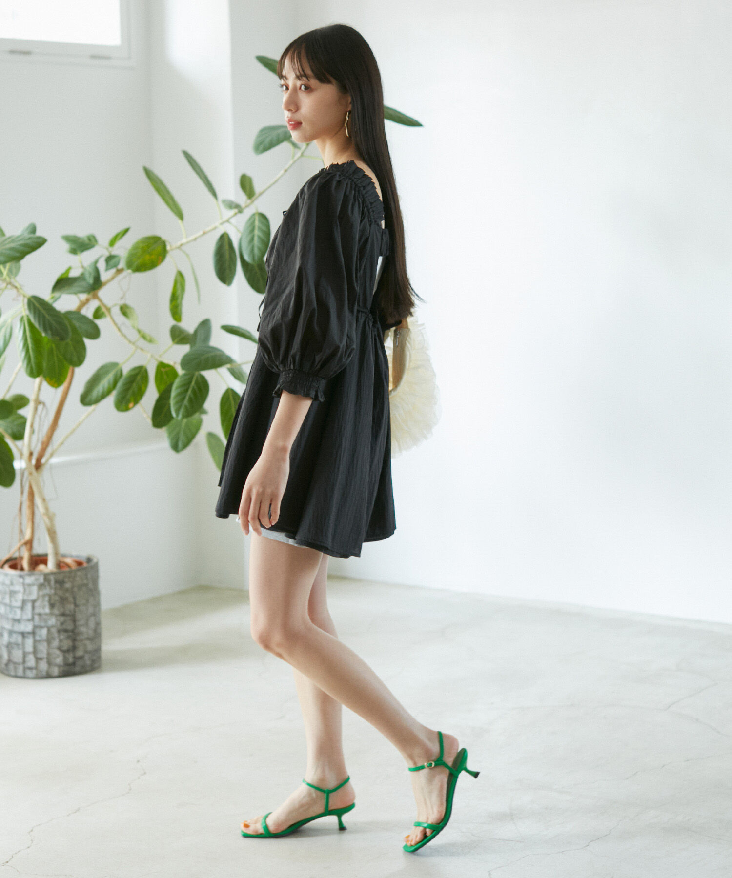 VIS「パフスリーブナイロンチュニックブラウス」|シャツ・ブラウス|