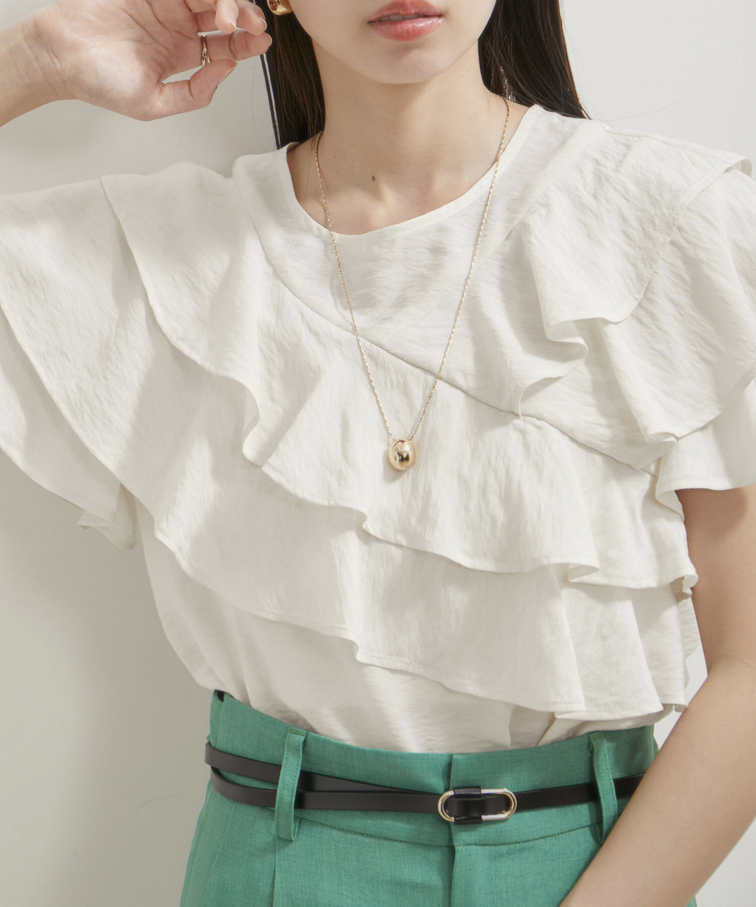 VIS「フリルティアードブラウス」|シャツ・ブラウス|