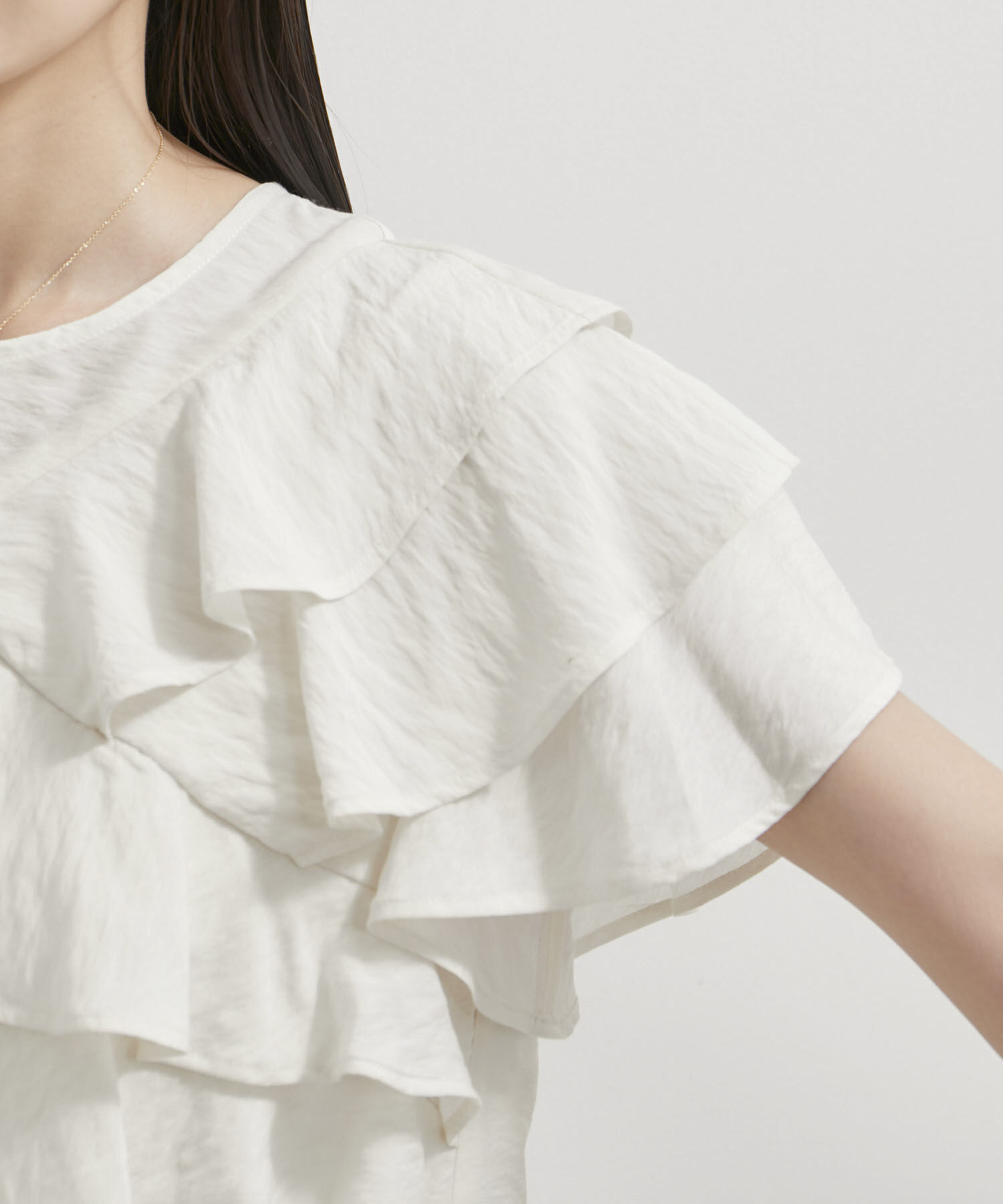 VIS「フリルティアードブラウス」|シャツ・ブラウス|