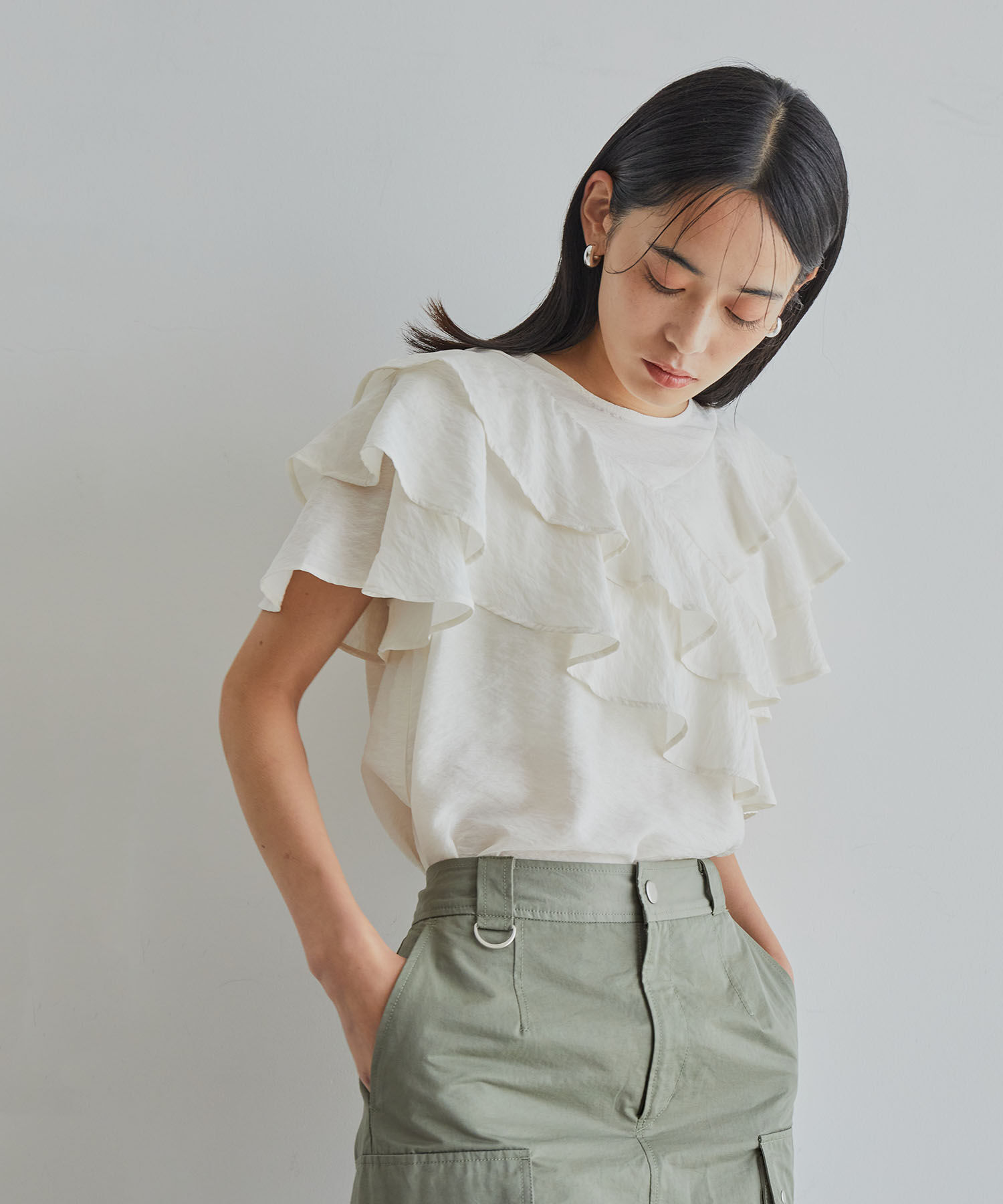 VIS「フリルティアードブラウス」|シャツ・ブラウス|