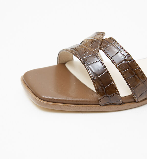 AU BANNISTER「【ロングヒットアイテム】アンクルストラップサンダル」|サンダル|