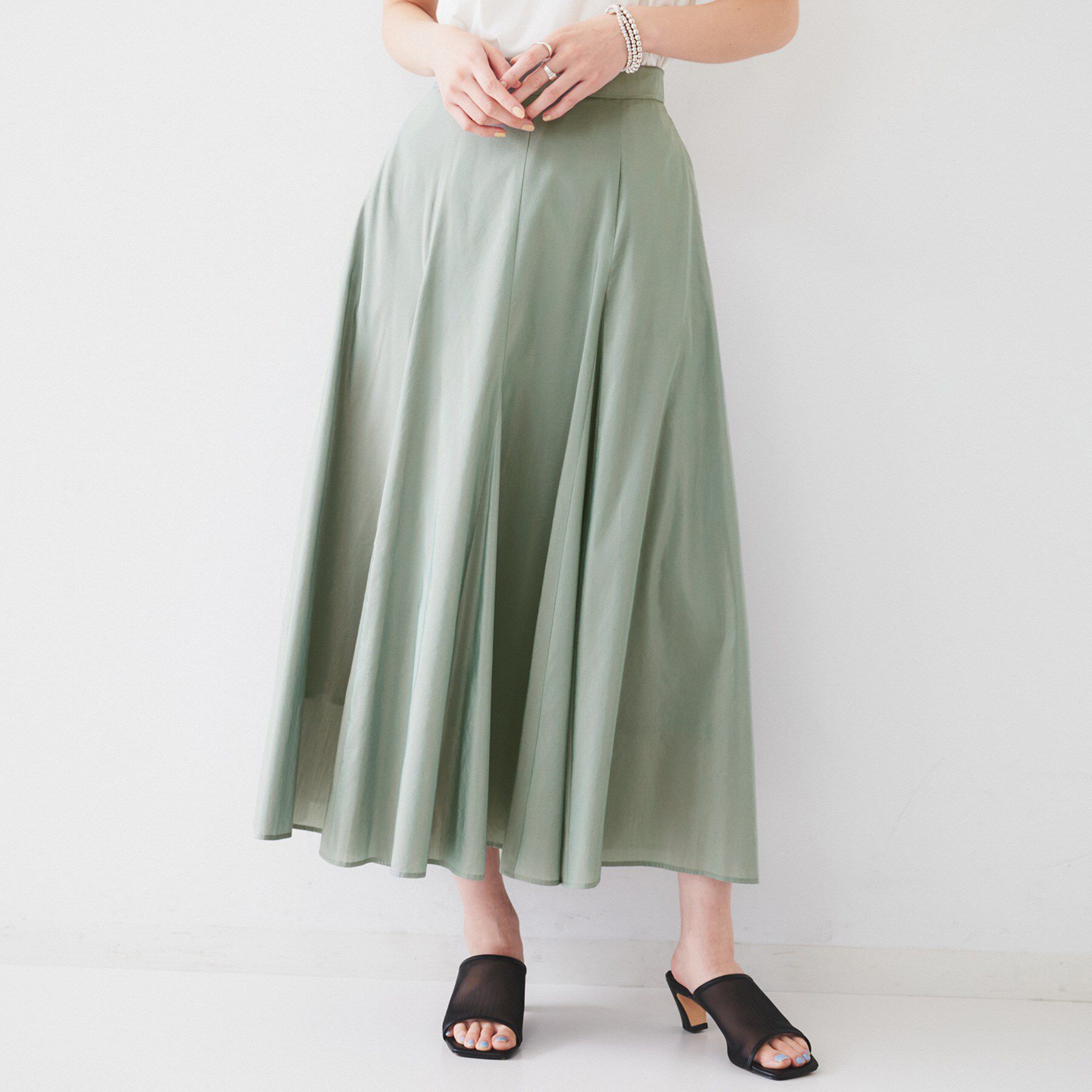 UNTITLED「【トレンド/後ろゴム】ローンフレアスカート」|スカート|オリーブグリーン(0