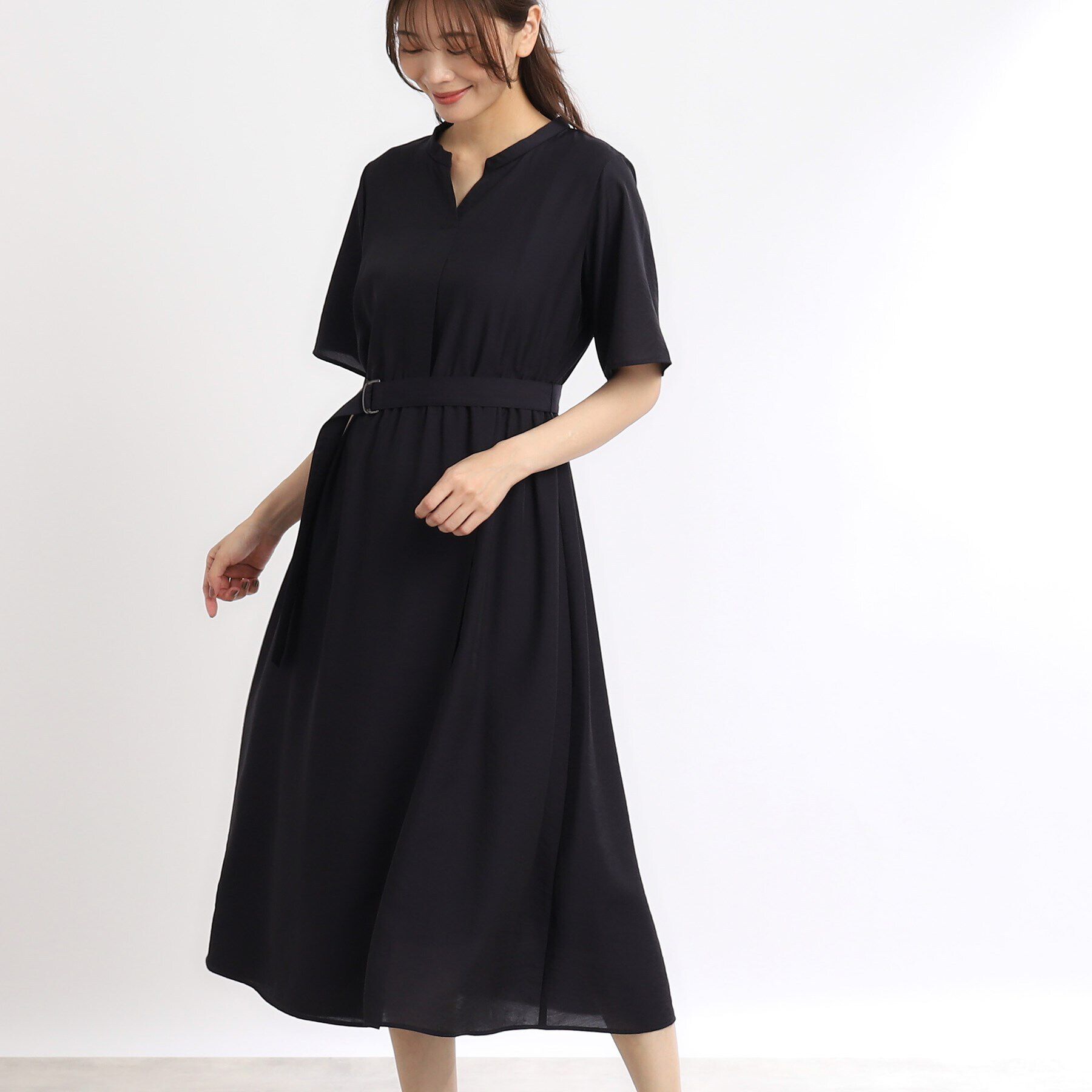 Reflect「【SALE／洗える／サッシュベルト付き】ラップ風デザインワンピース」|ワンピース|