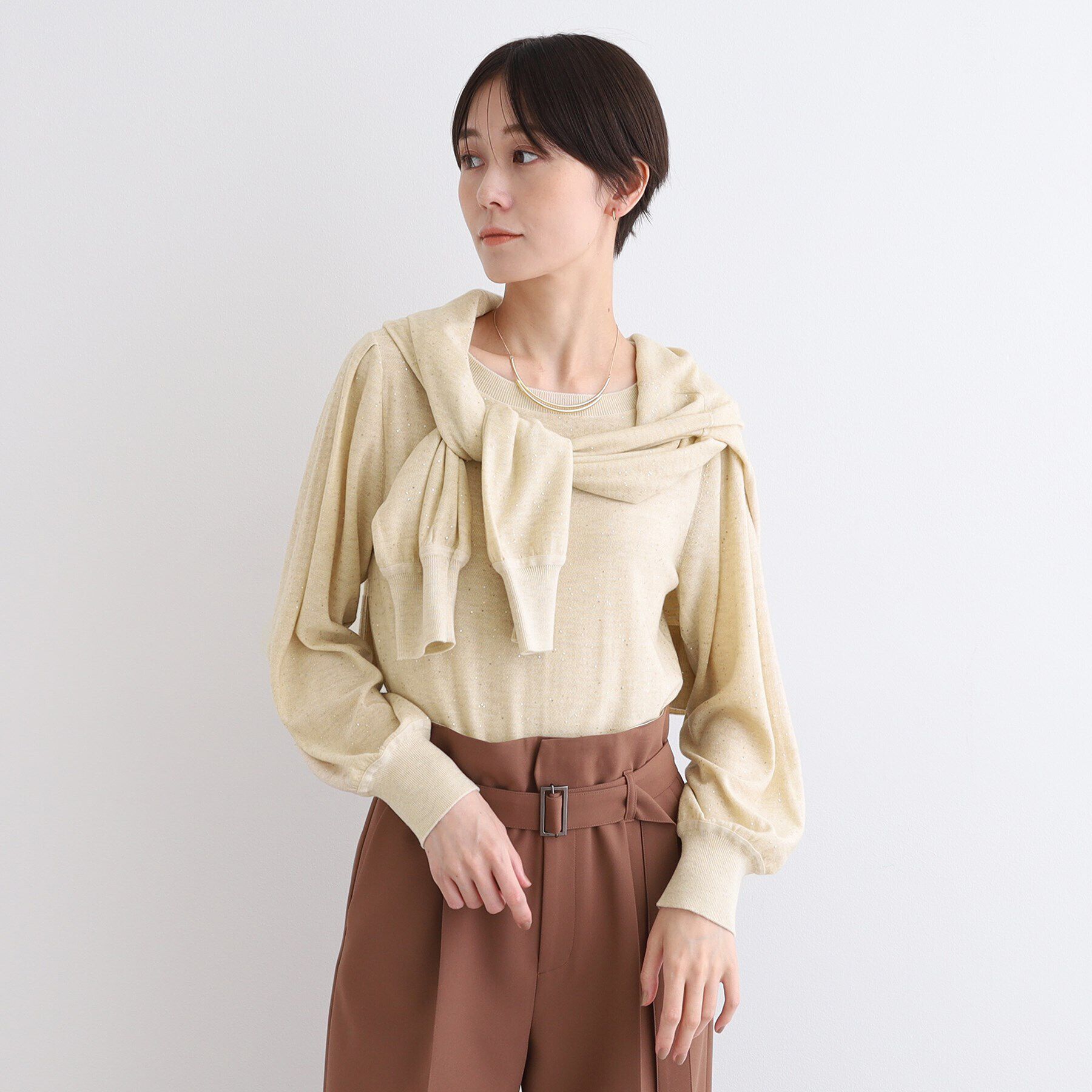 INDIVI「【洗える／スパンコール】パフスリーブニット」|ニット・セーター|グレージュ(050)