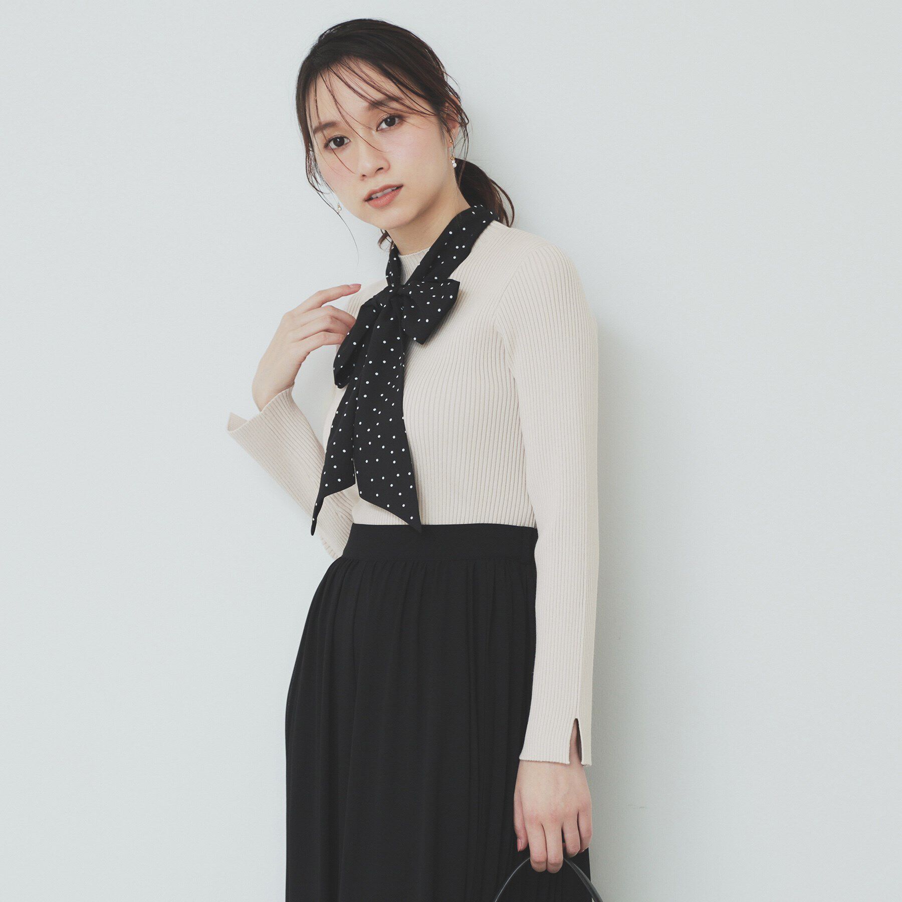 index「スカーフ付きハイネックリブニット【洗濯機洗い可】」|ニット・セーター|