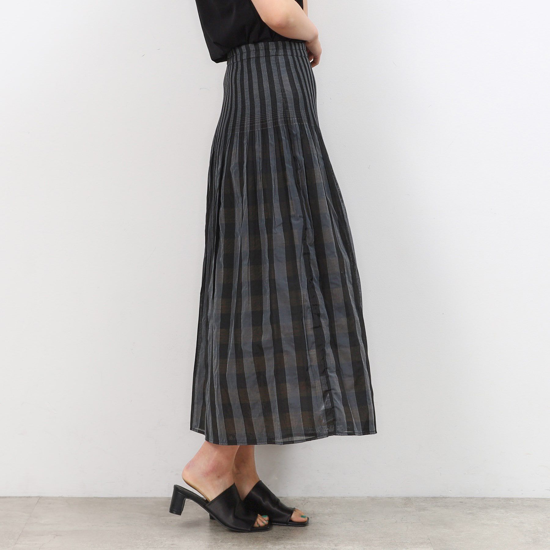 OPAQUE.CLIP「【リバーシブル】チェック／ストライプフレアスカート【洗濯機洗い可】」|スカート|