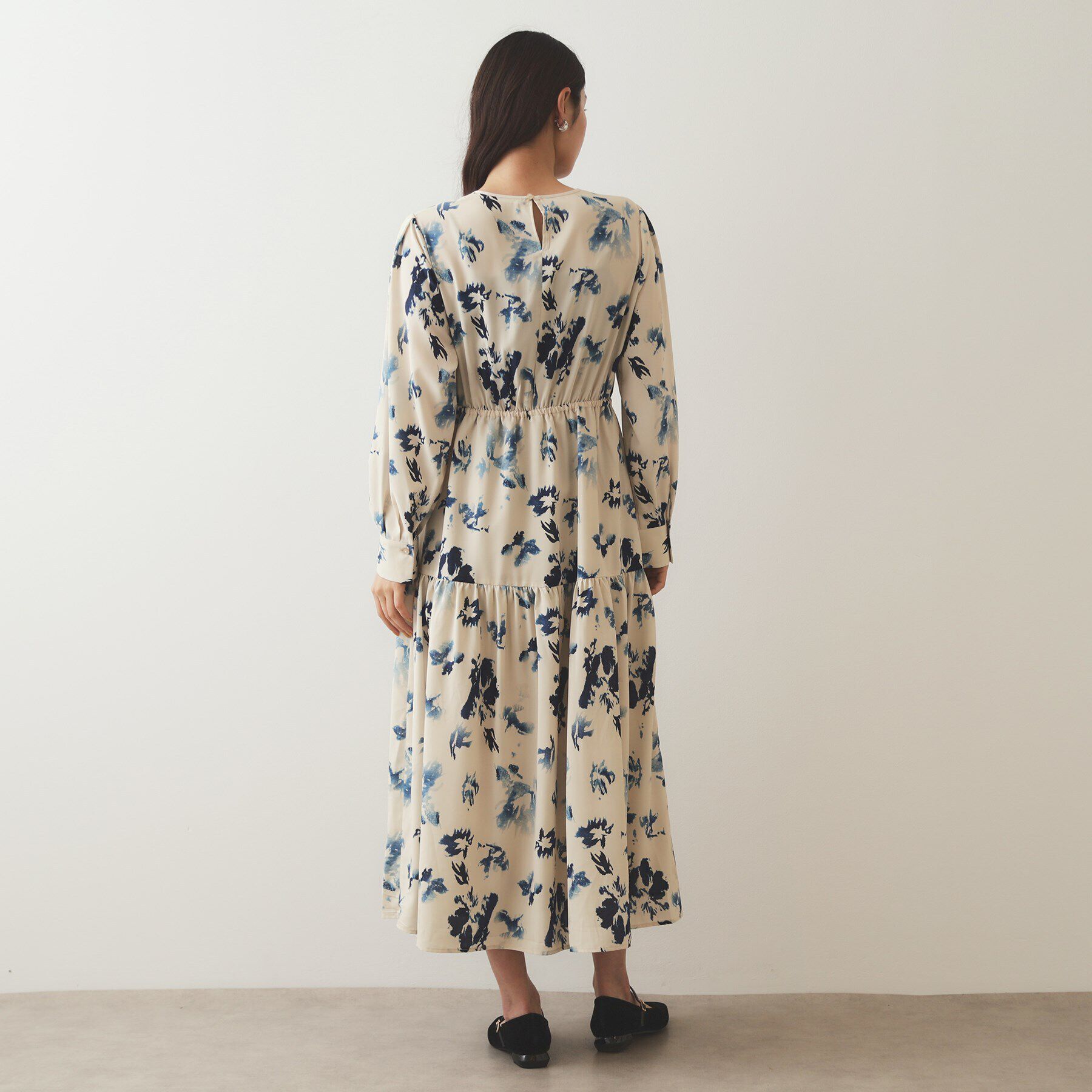 OPAQUE.CLIP「フラワープリント フィット＆フレアワンピース【洗濯機洗い可】」|ワンピース|