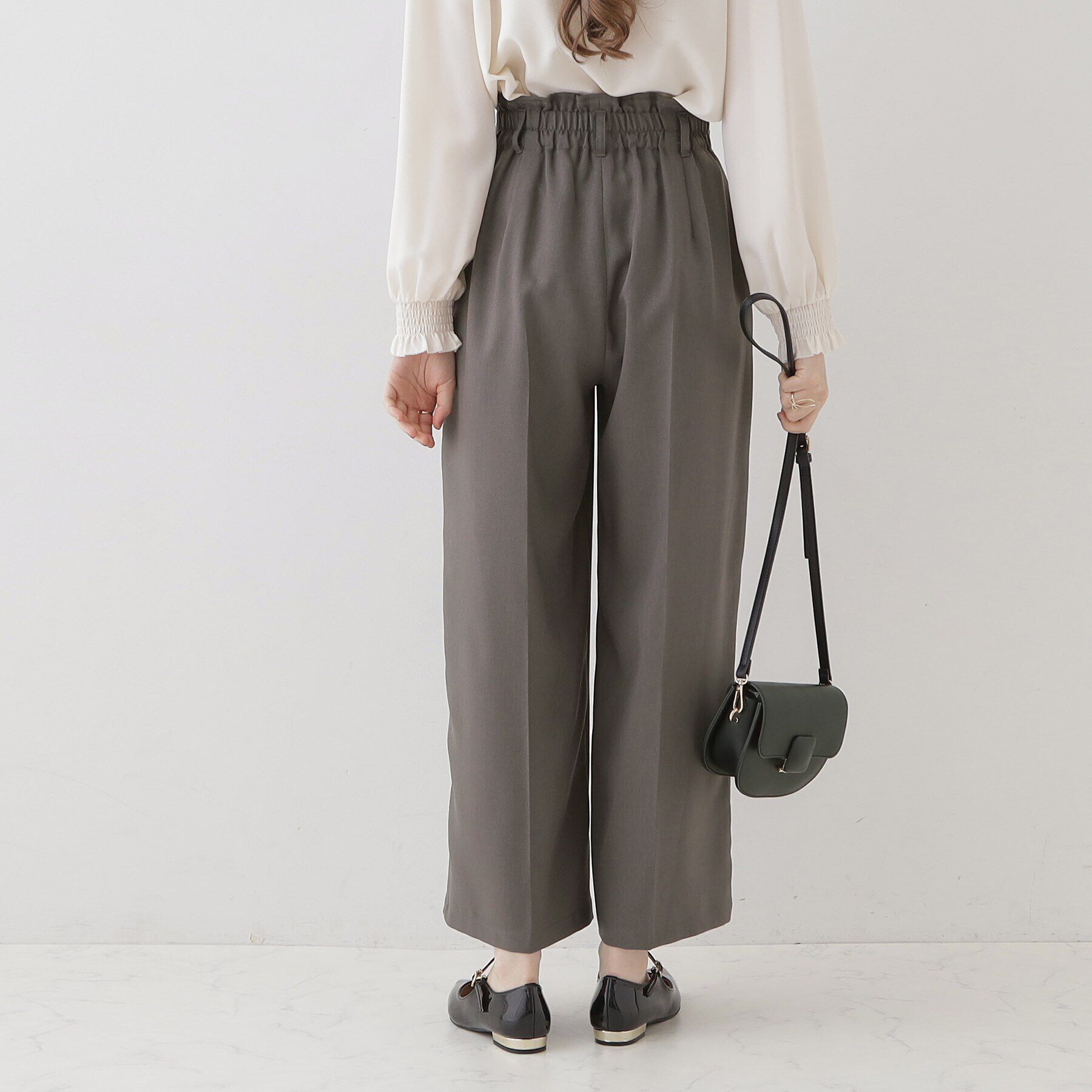 Couture broach「【ほんのりハイウエスト・スッキリ見え】サス付きリボンワイドパンツ」|その他|