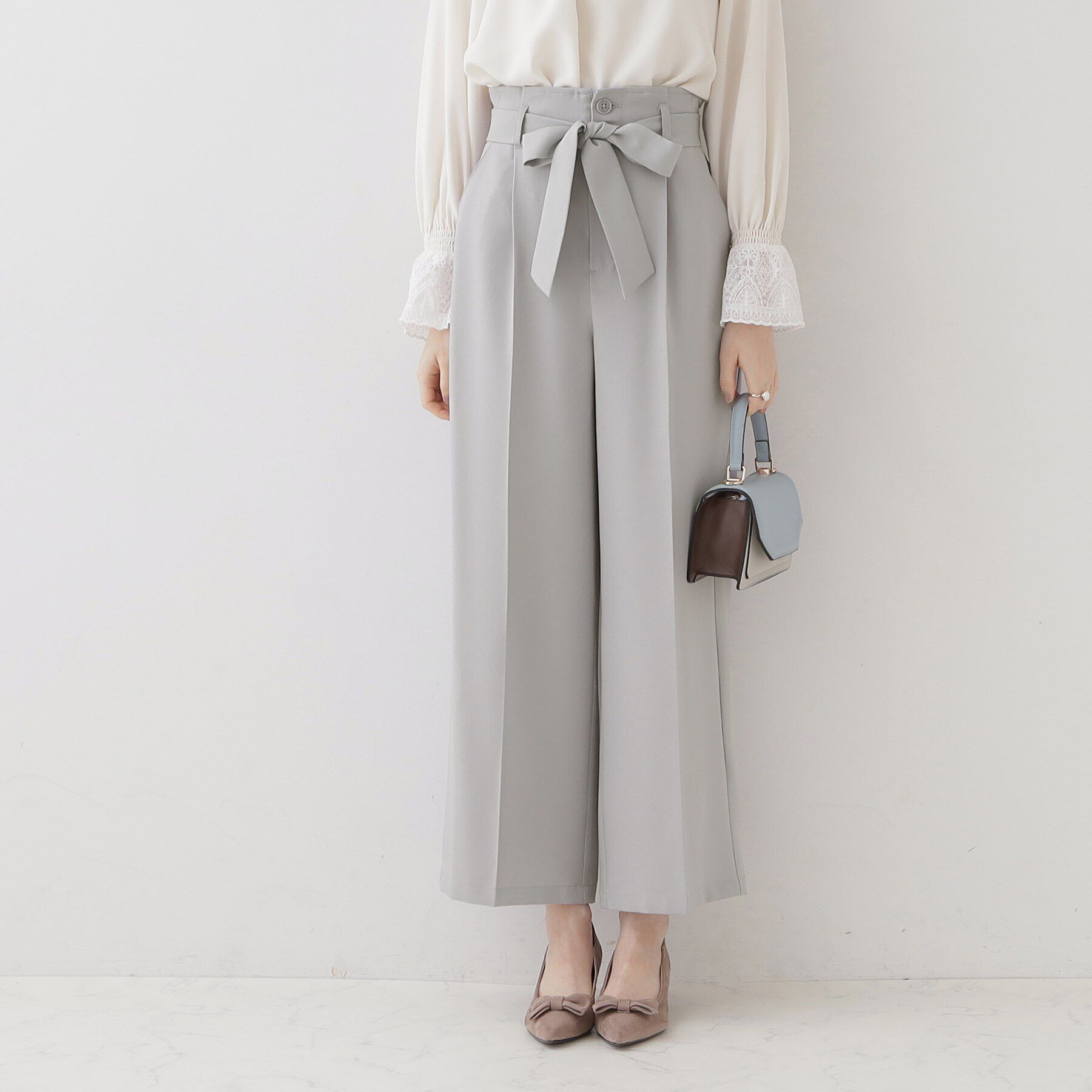 Couture broach「【ほんのりハイウエスト・スッキリ見え】サス付きリボンワイドパンツ」|その他|
