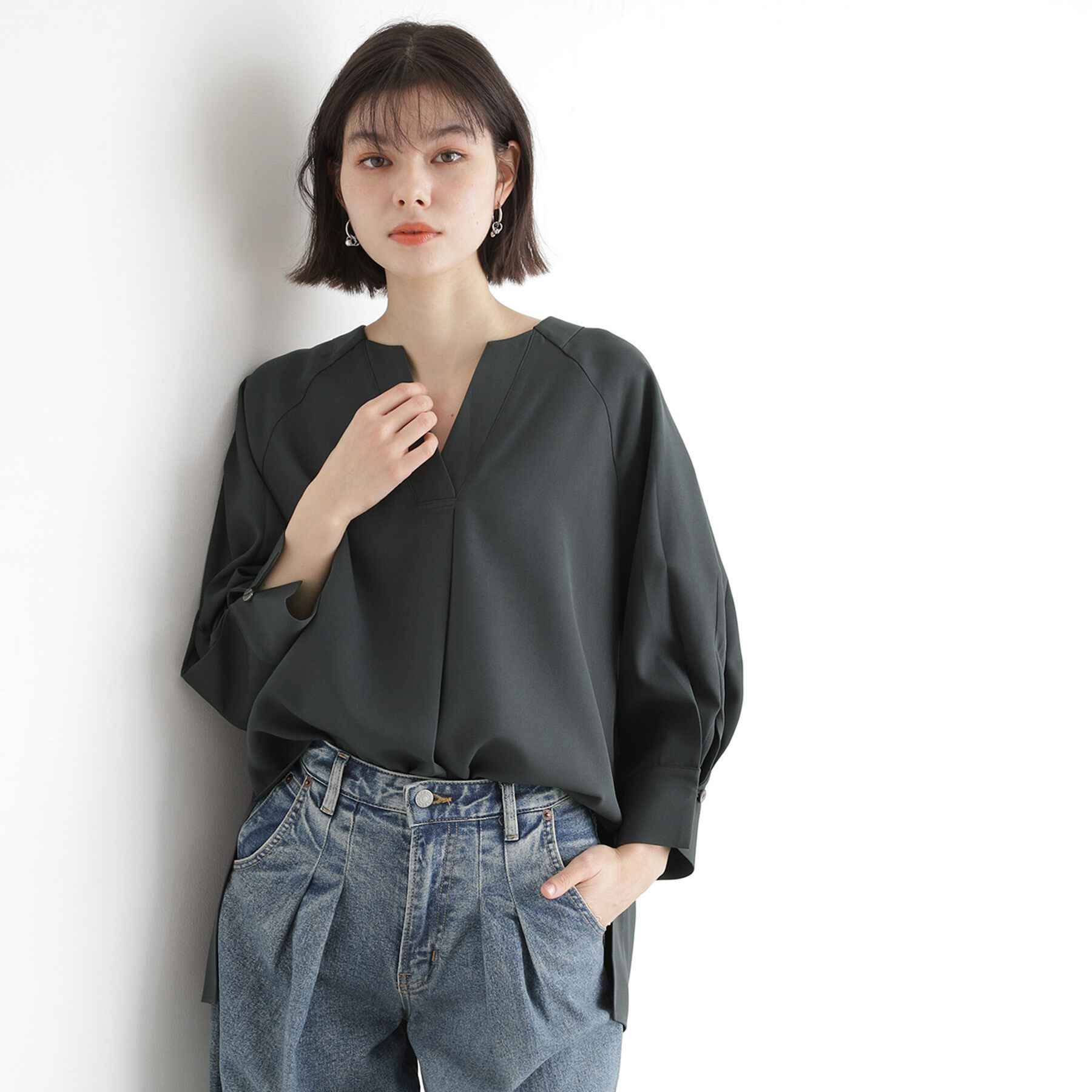 THE SHOP TK「ブラウス見えカットソー【洗える】」|シャツ・ブラウス|