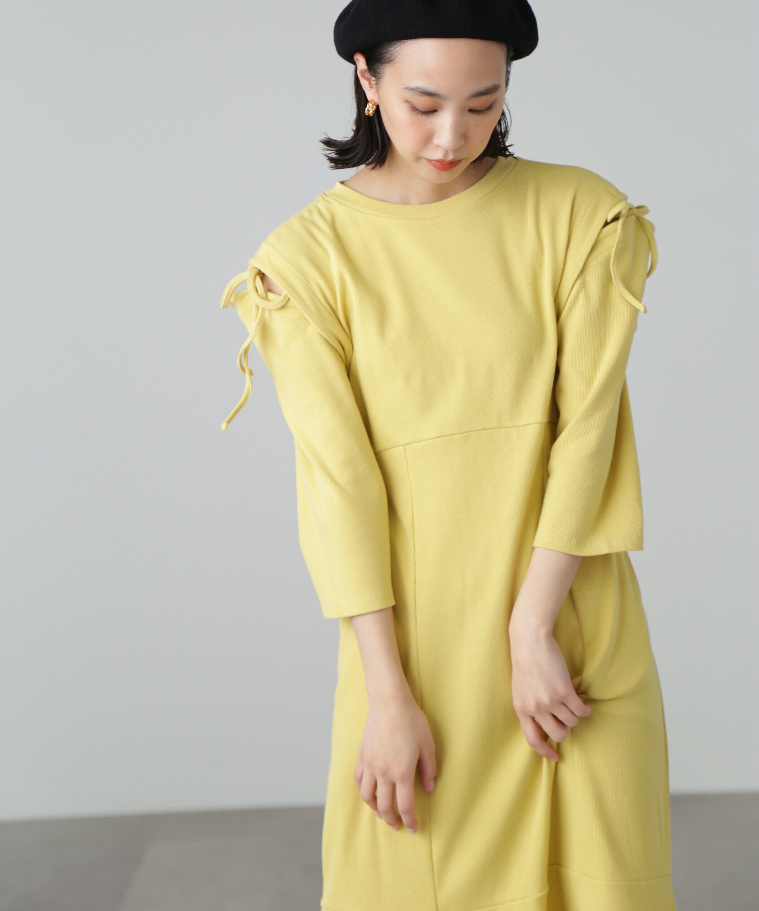  「［イエローカラーWEB限定］マルチWay袖スリットティアードワンピース」|ワンピース|