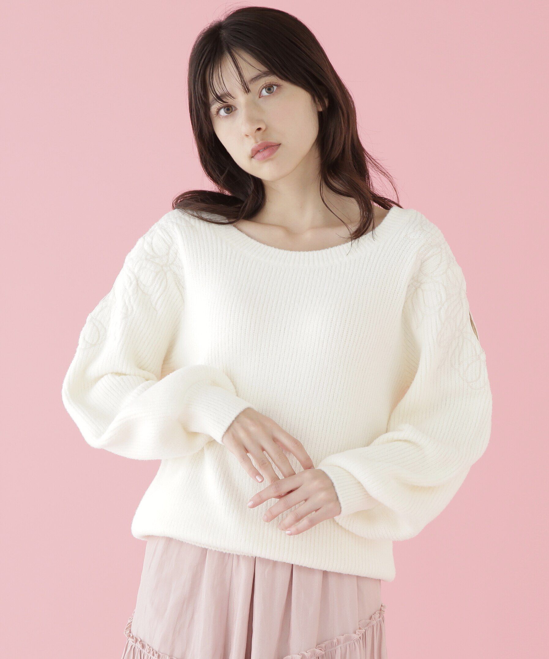  「肩開きリボンエンブロイダリーニット」|ニット・セーター|ホワイト