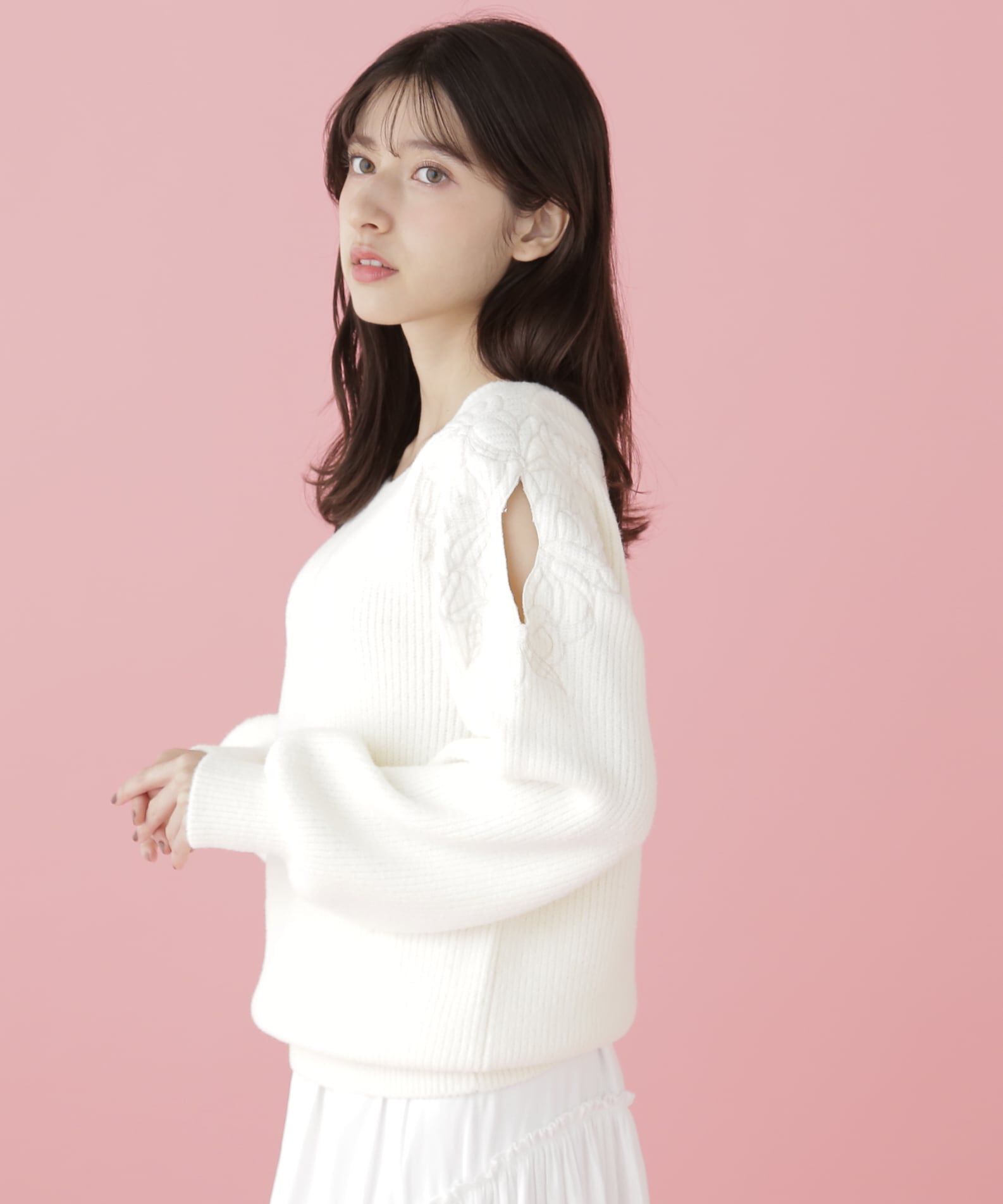  「肩開きリボンエンブロイダリーニット」|ニット・セーター|