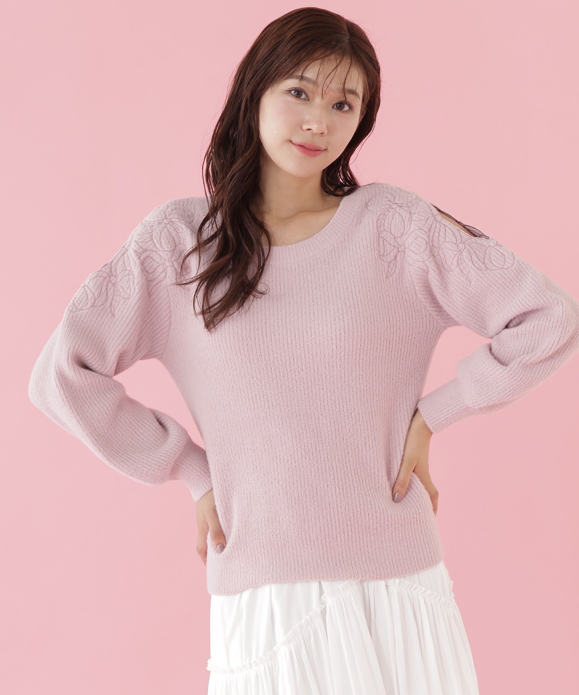  「肩開きリボンエンブロイダリーニット」|ニット・セーター|