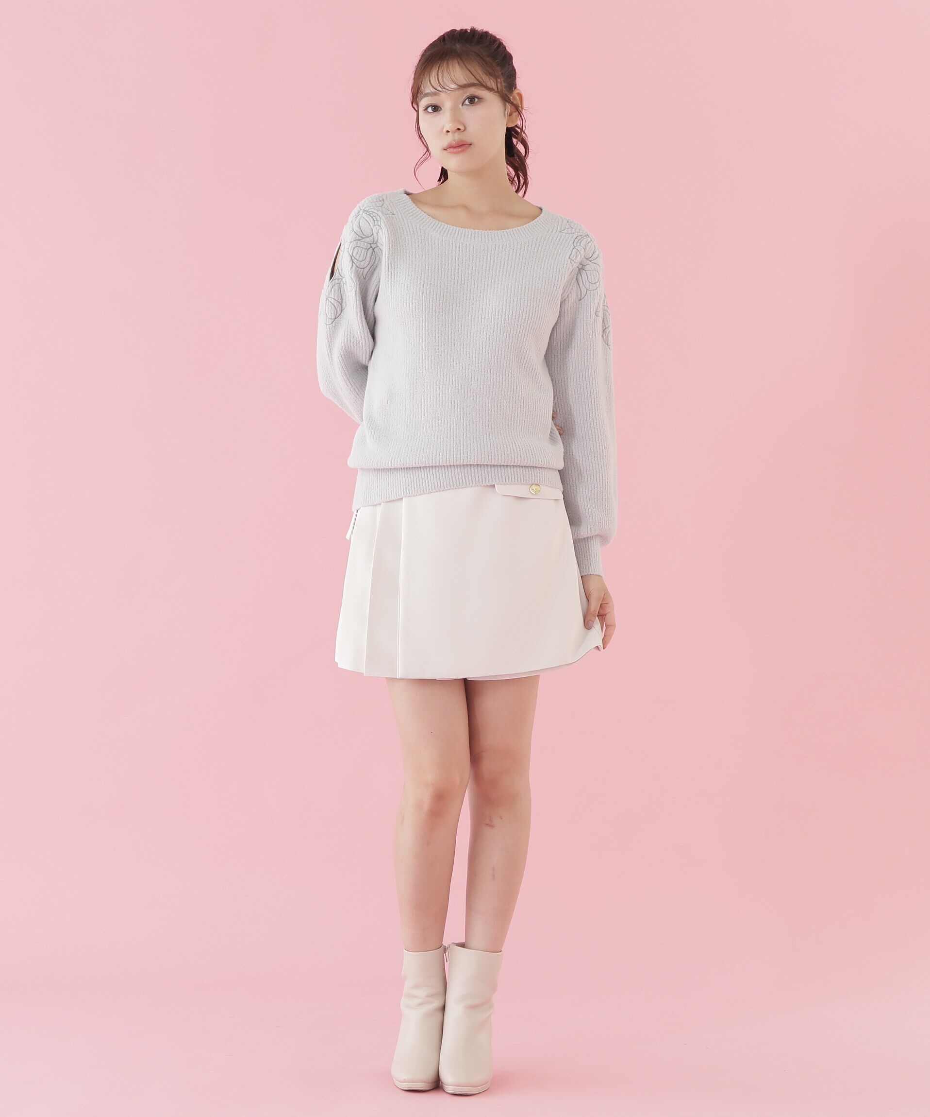  「肩開きリボンエンブロイダリーニット」|ニット・セーター|