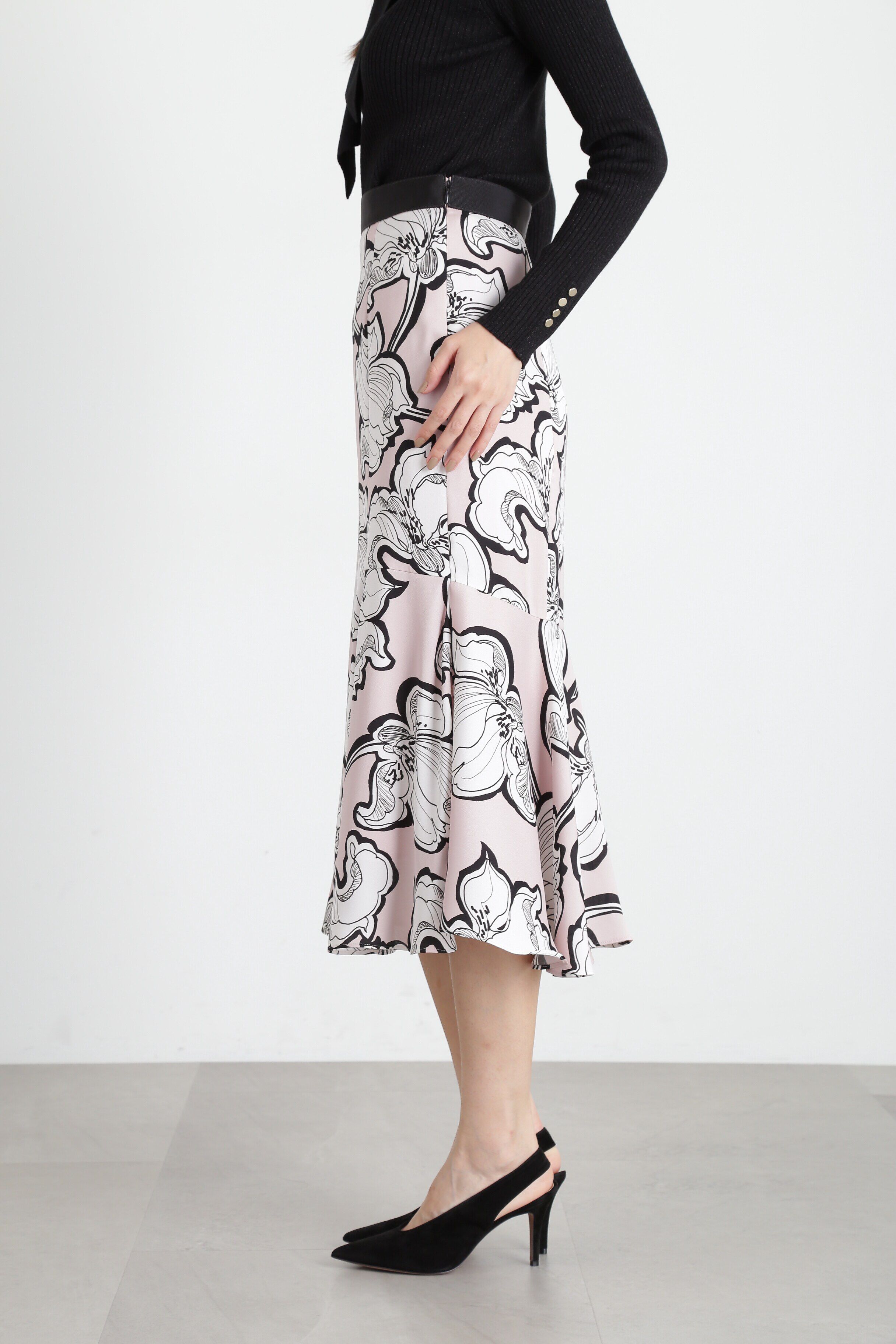  「◆アブストラクトリーフプリントスカート」|スカート|