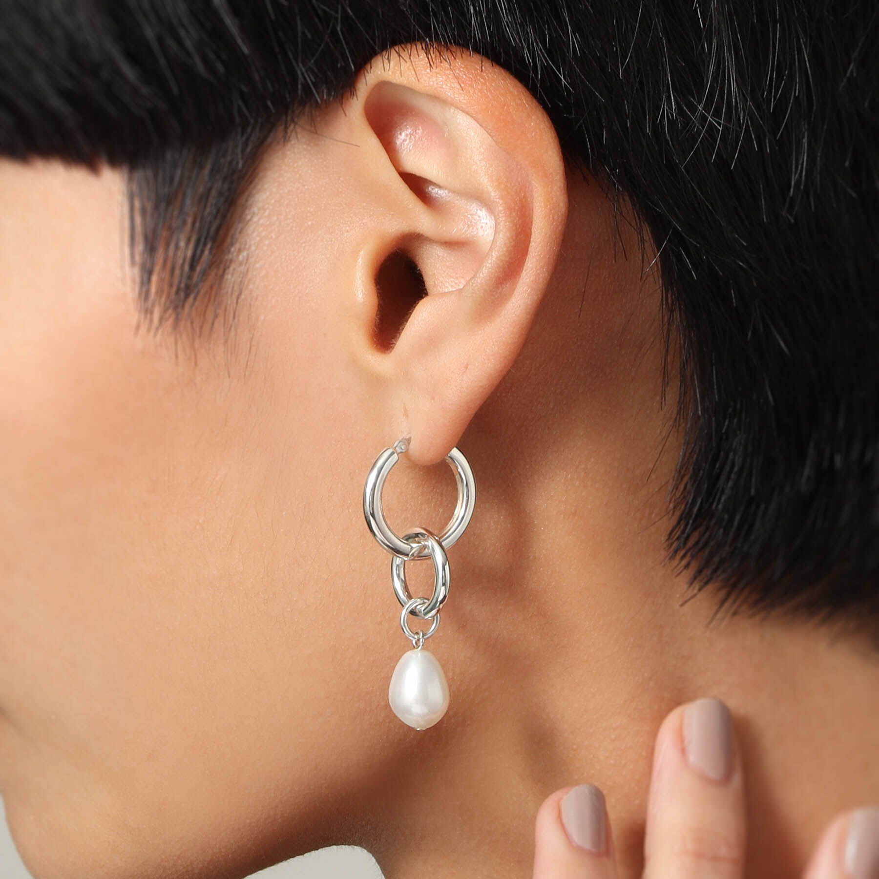 COCOSHNIK ONKITSCH「シルバー フープピアス パールチャーム」|ピアス|