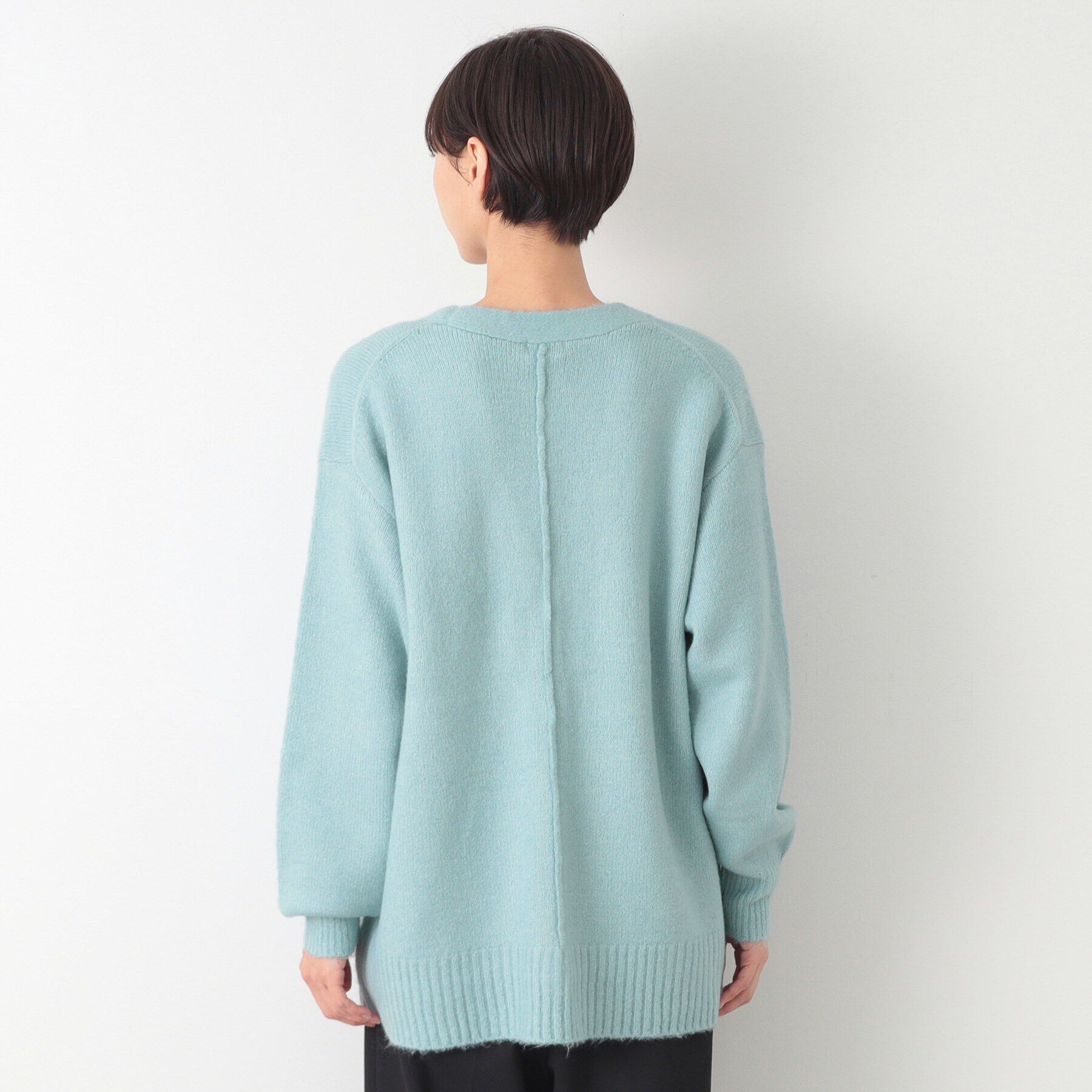 Dessin「【洗える】ヘアリーボタン付きVネックカーディガン」|カーディガン|