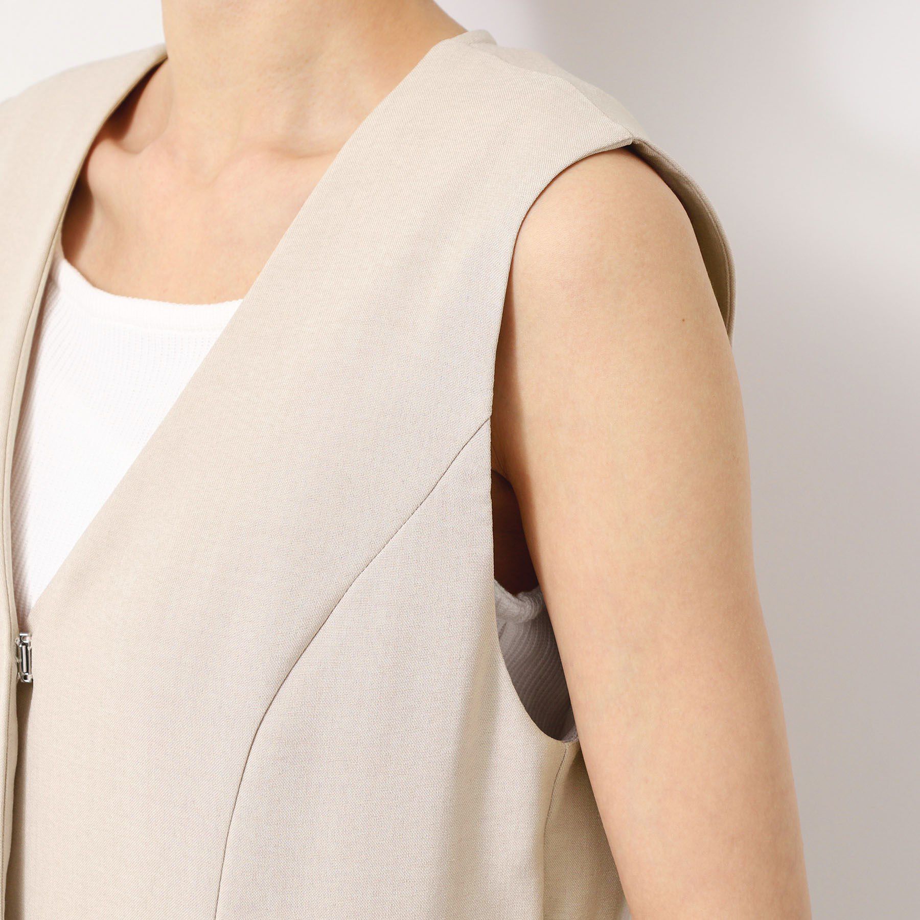 Dessin「【洗える】ソフトペプラムベスト」|ベスト・ジレ|