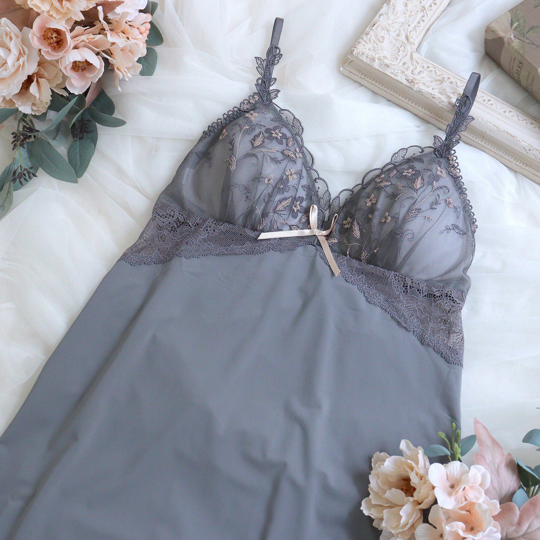 Risa Magli「ボーナ カップ付スリップ」|キャミソール|グレー(012)