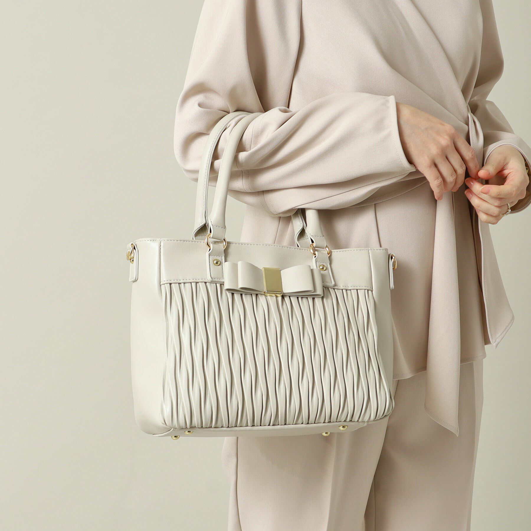 ITS&rsquo;DEMO「【2WAY】リボンプリーツミニトート」|ハンドバッグ|アイボリー(004)