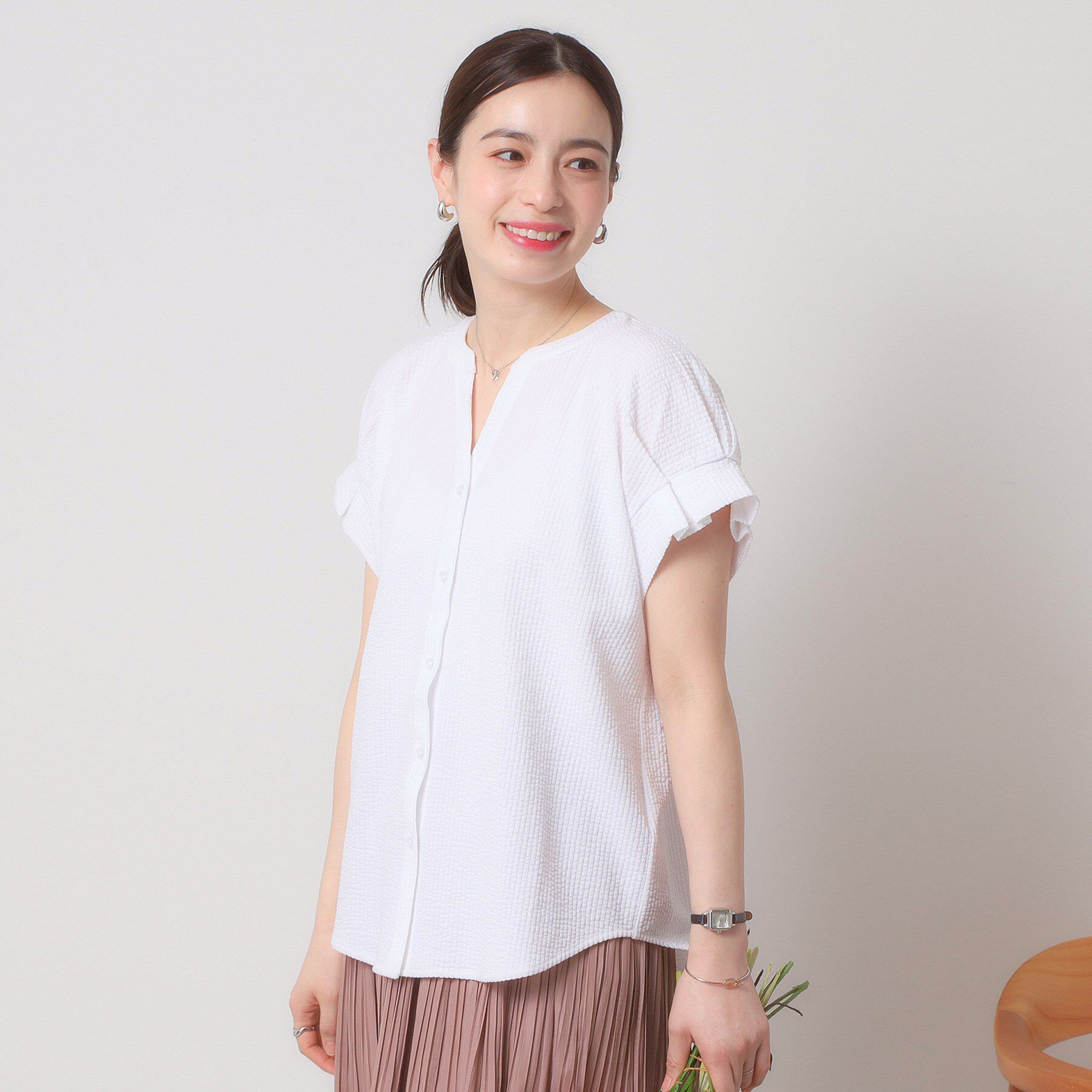 ITS&rsquo;DEMO「【洗濯機OK／洗濯後しわになりにくい】カットサッカー袖タックプルオーバー」|シャツ・ブラウス|